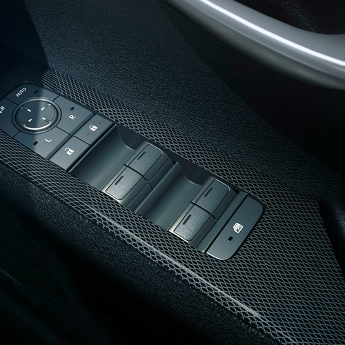 2026 Lexus UX 300h Shining Essence Interior