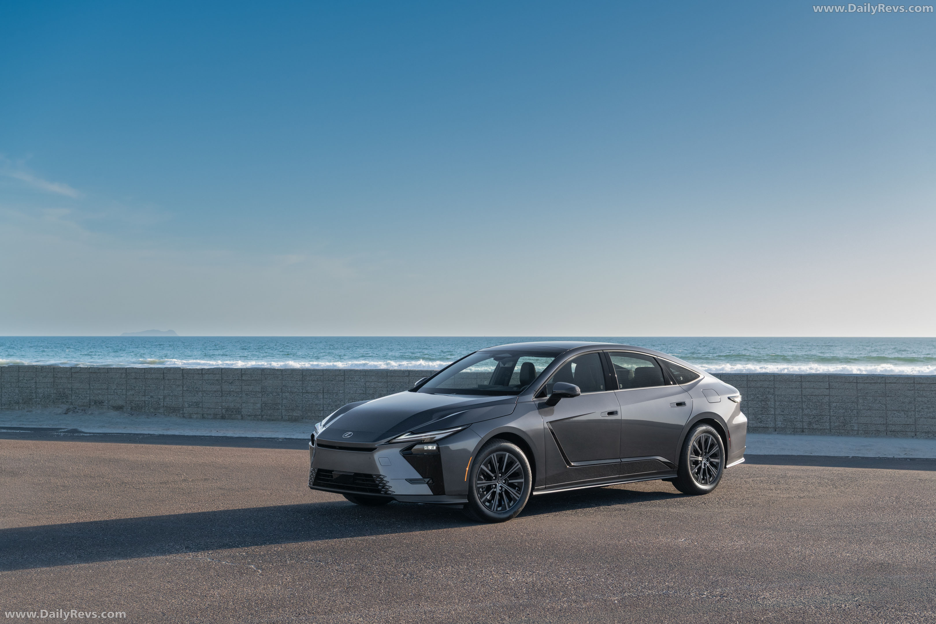 2026 Lexus ES 350H Premium Cloud Burst Gray Front View