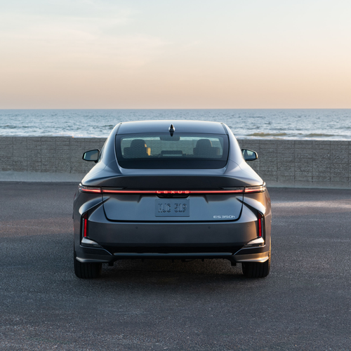 2026 Lexus ES 350H Premium Cloud Burst Gray Rear View