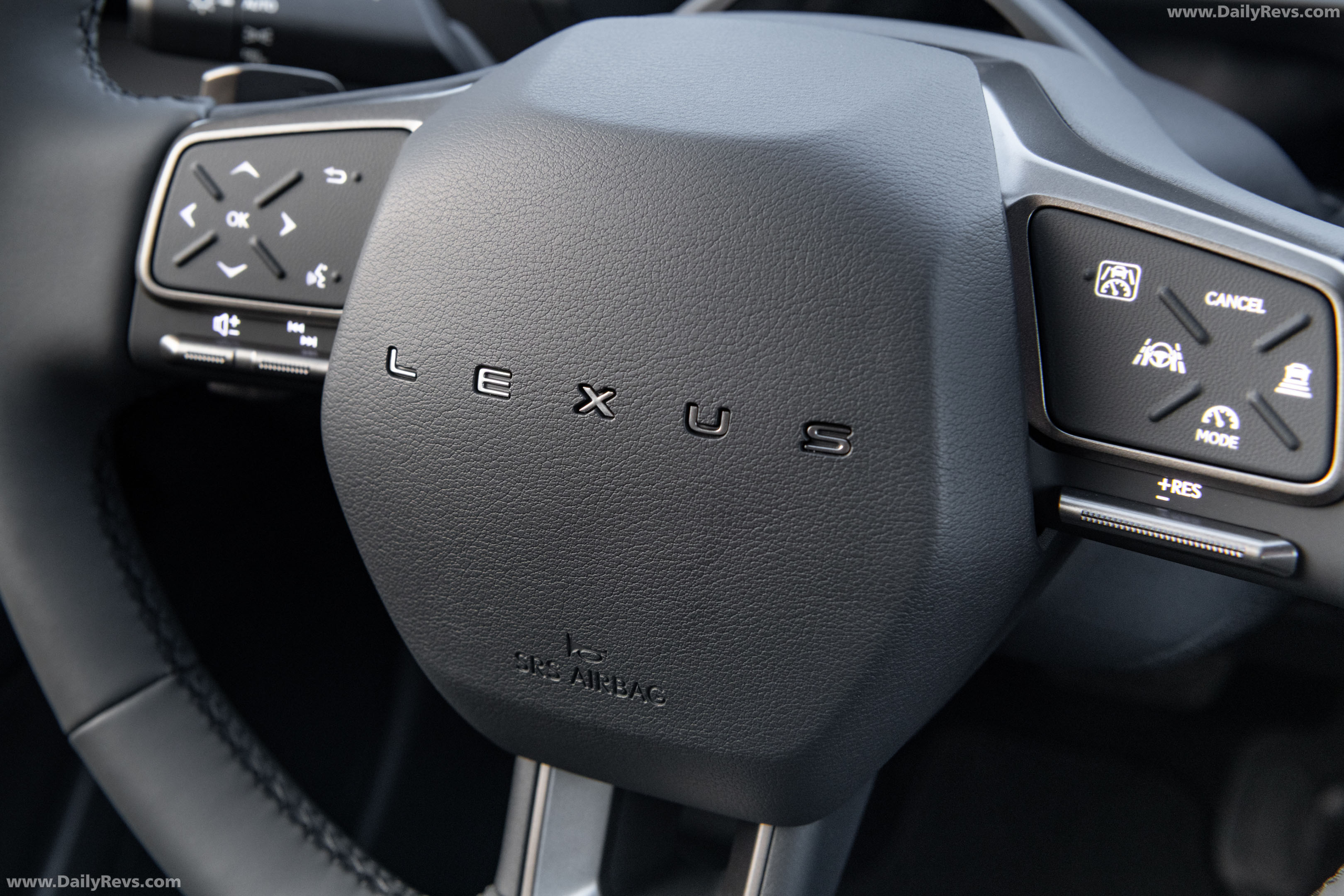 2026 Lexus ES 350H Premium Cloud Burst Gray Interior