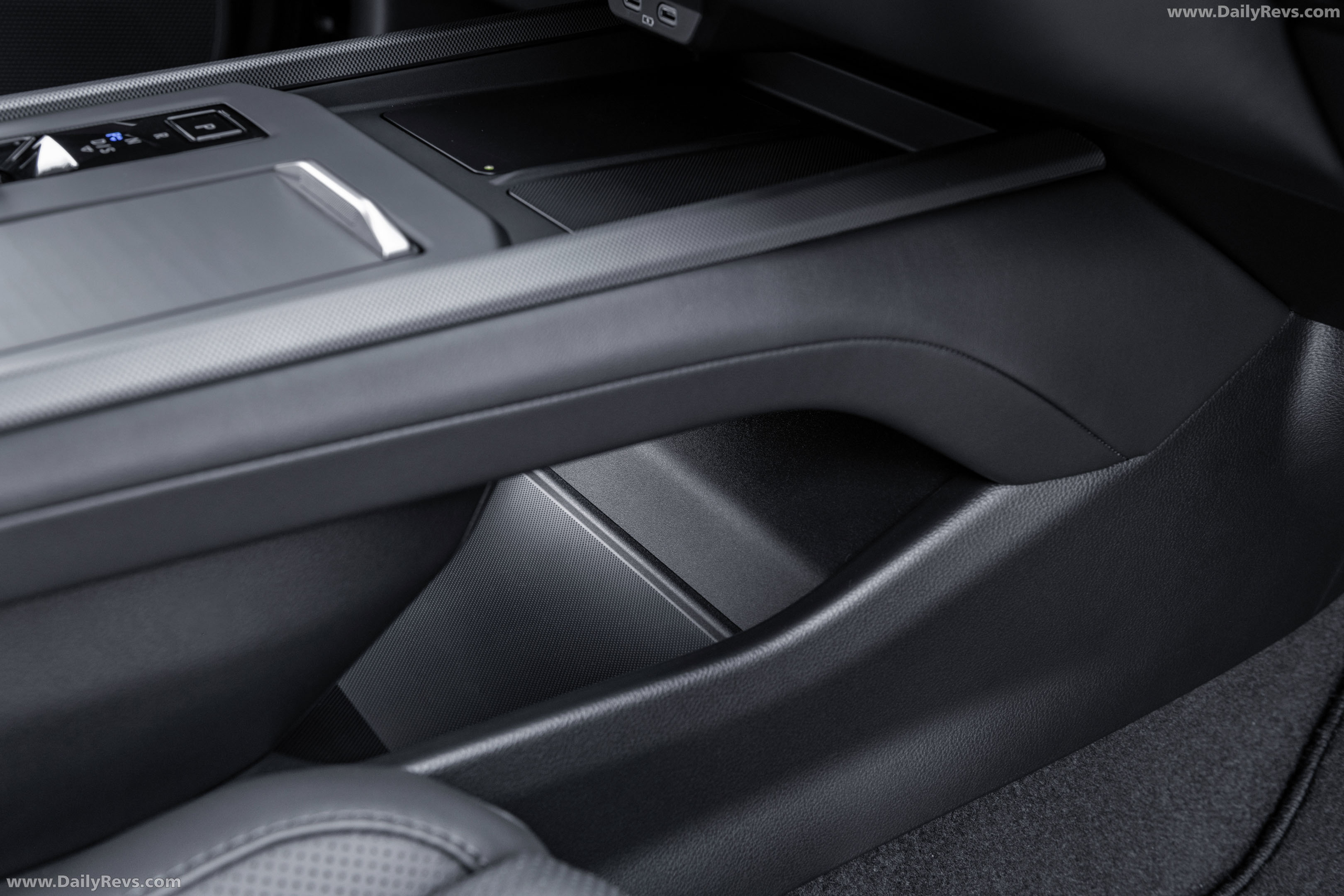 2026 Lexus ES 350H Premium Cloud Burst Gray Interior