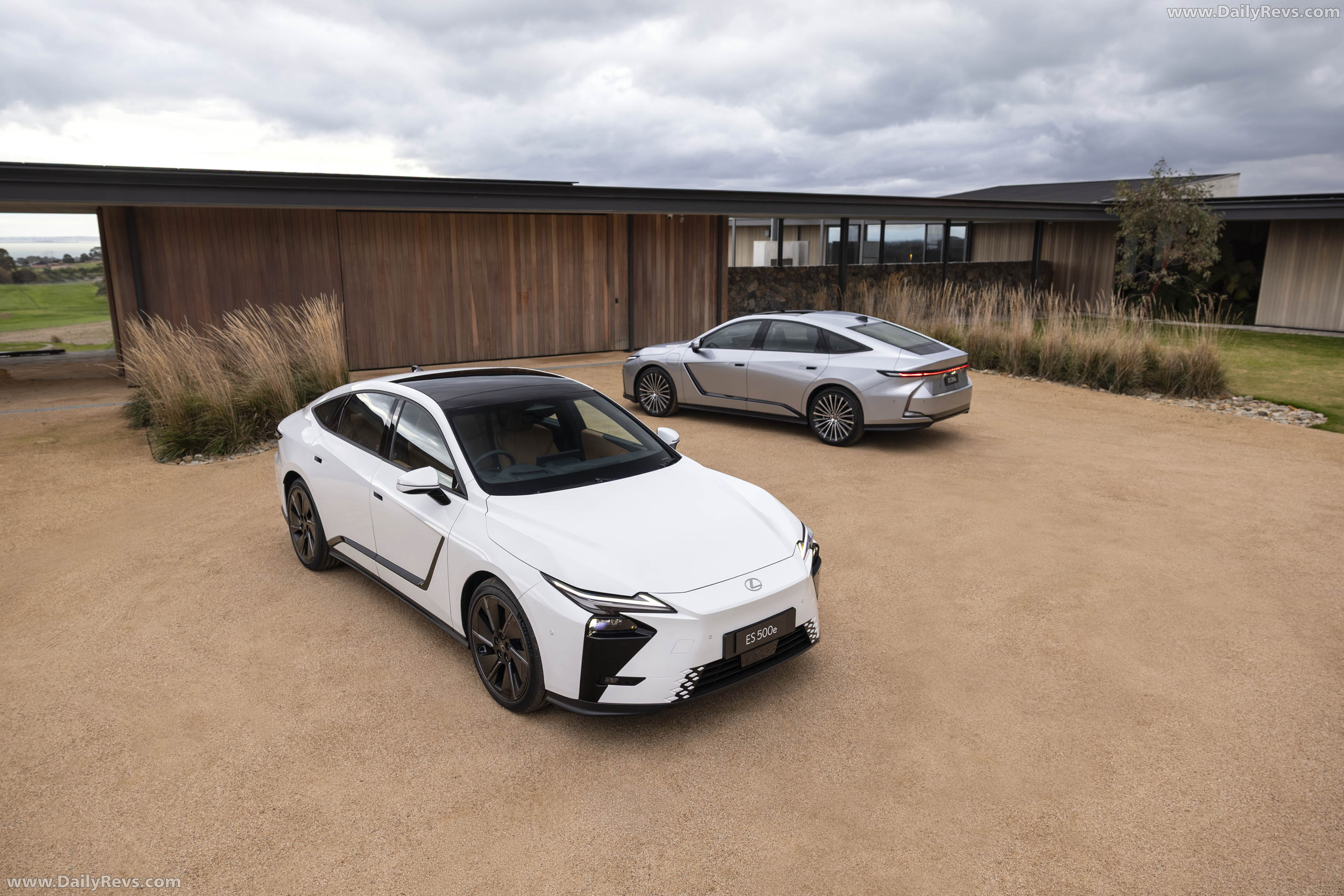 2026 Lexus ES 350e Australian Version Front View