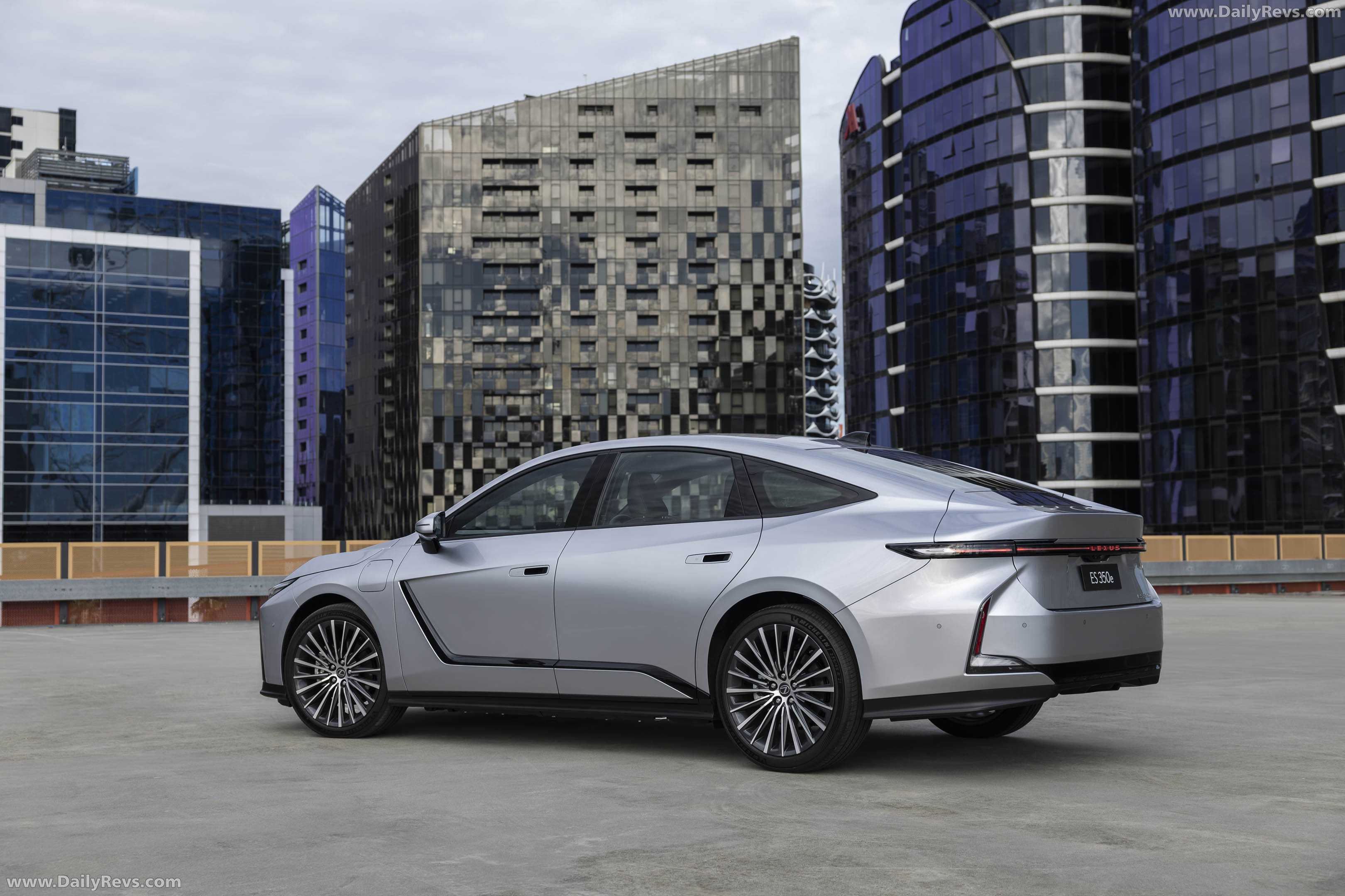 2026 Lexus ES 350e Australian Version Rear View