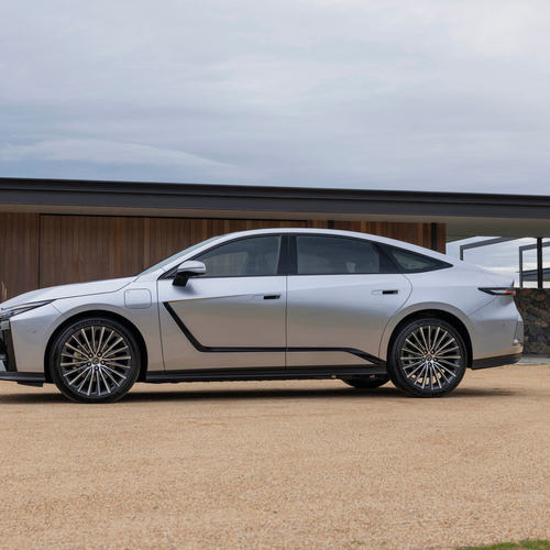 2026 Lexus ES 350e Australian Version Side View