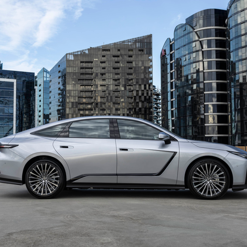 2026 Lexus ES 350e Australian Version Side View