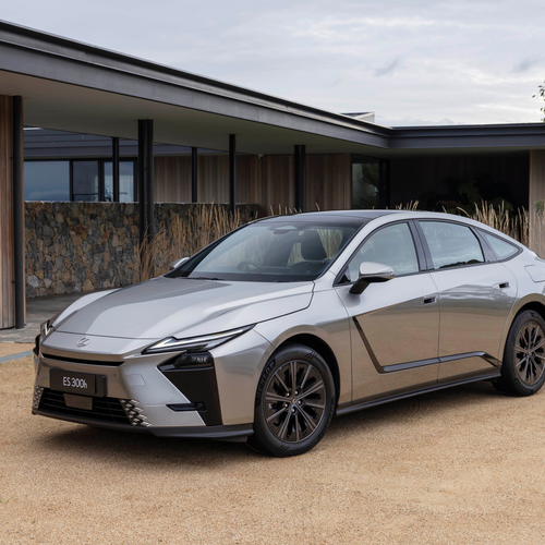 2026 Lexus ES 300h Australian Version Front View