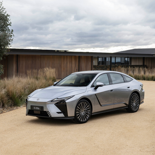 2026 Lexus ES 300h Australian Version Front View