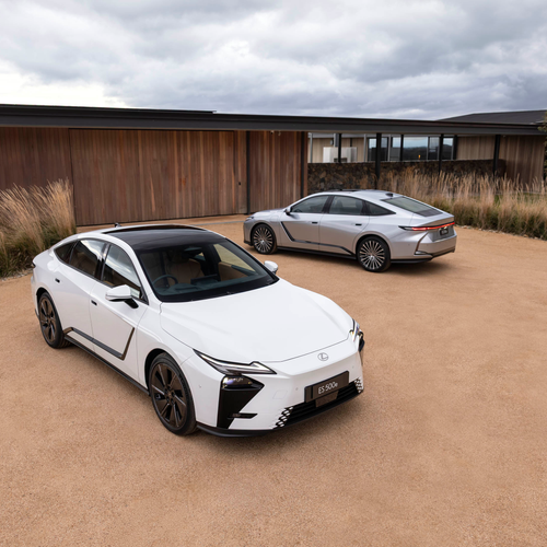 2026 Lexus ES 300h Australian Version Front View