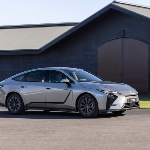 2026 Lexus ES 300h Australian Version Side View