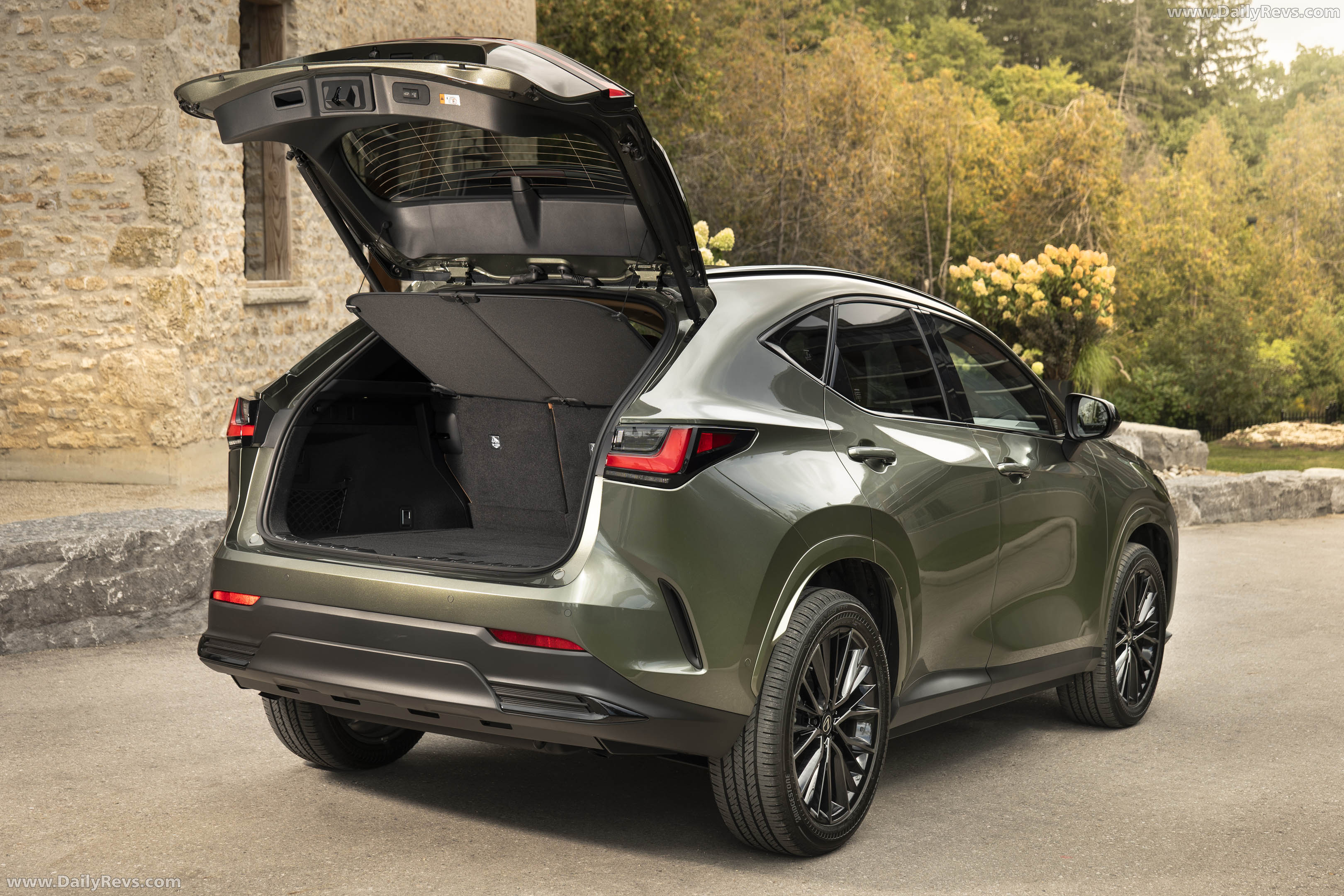 2027 Lexus NX 450 Plus Interior
