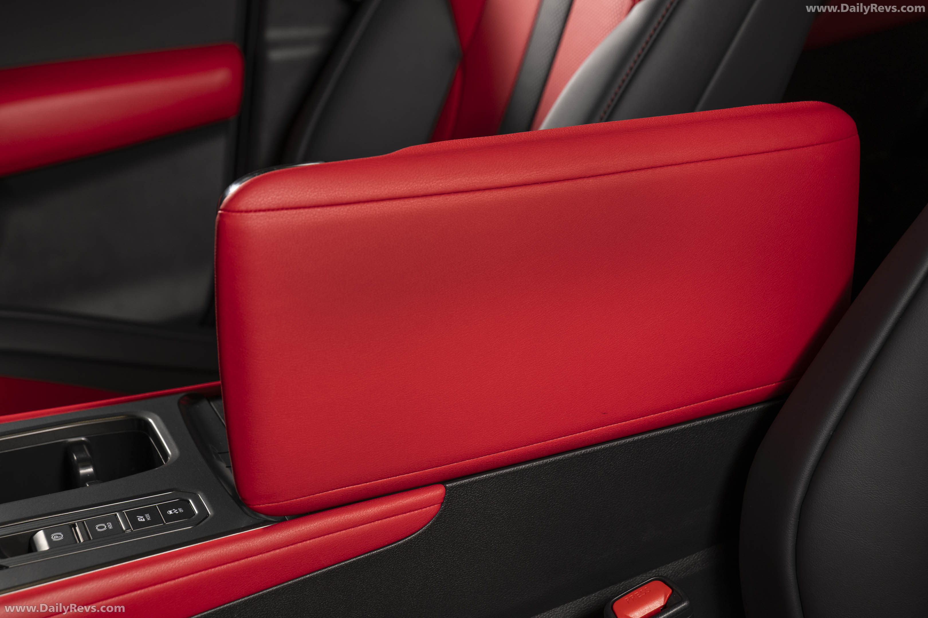 2027 Lexus NX 350h F Sport Interior