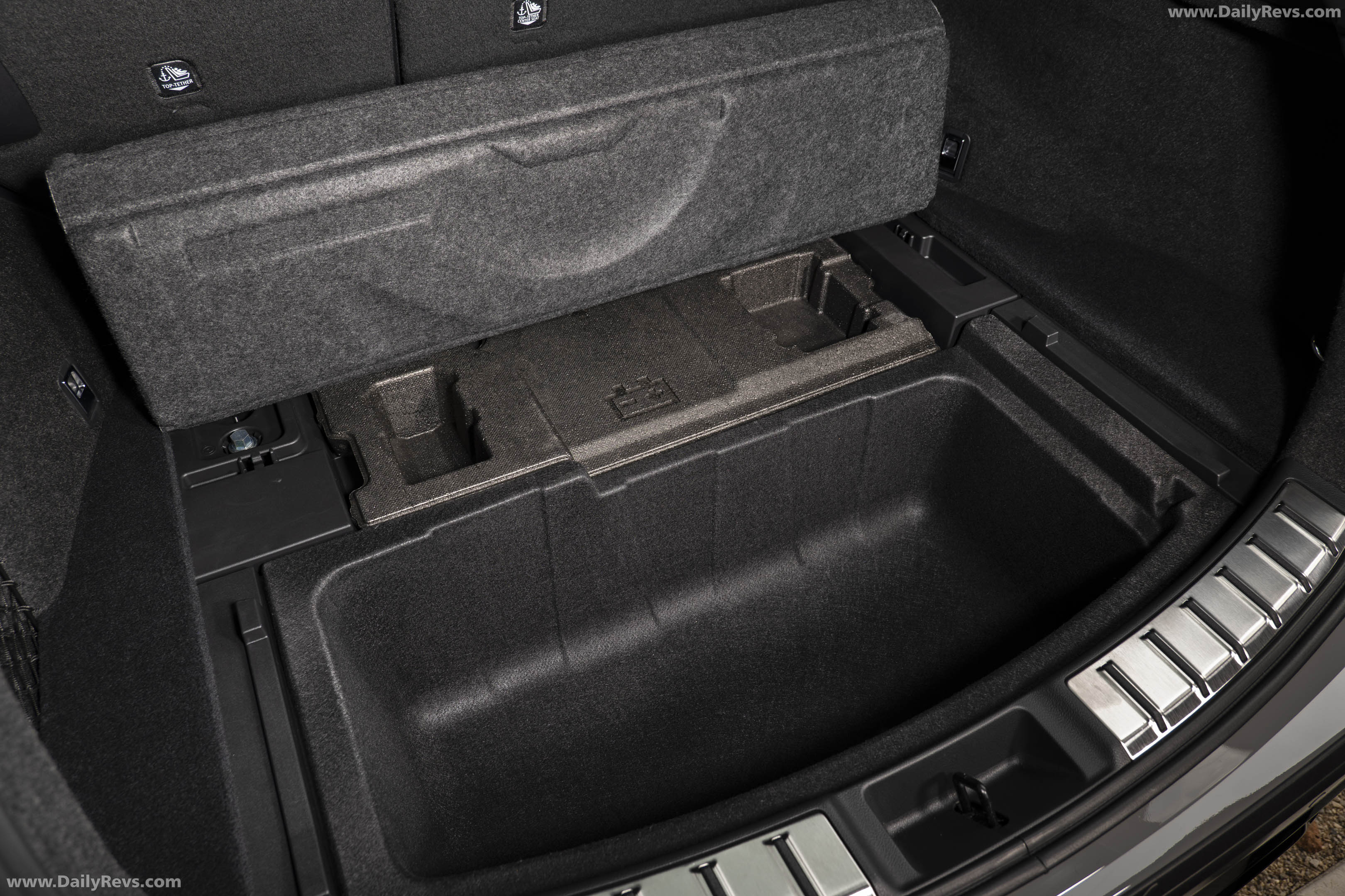 2027 Lexus NX 350h F Sport Interior