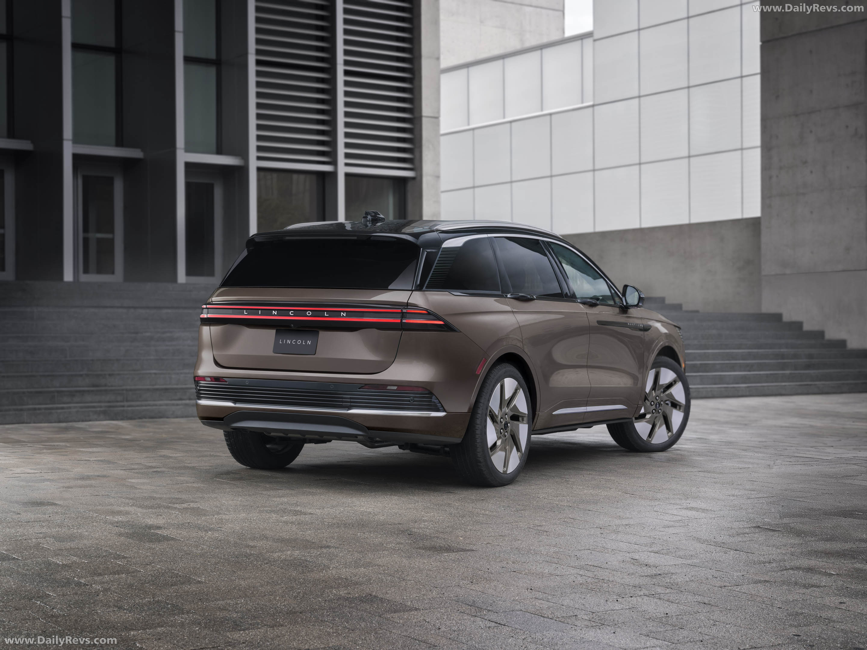 2027 Lincoln Nautilus Black Label Rear View
