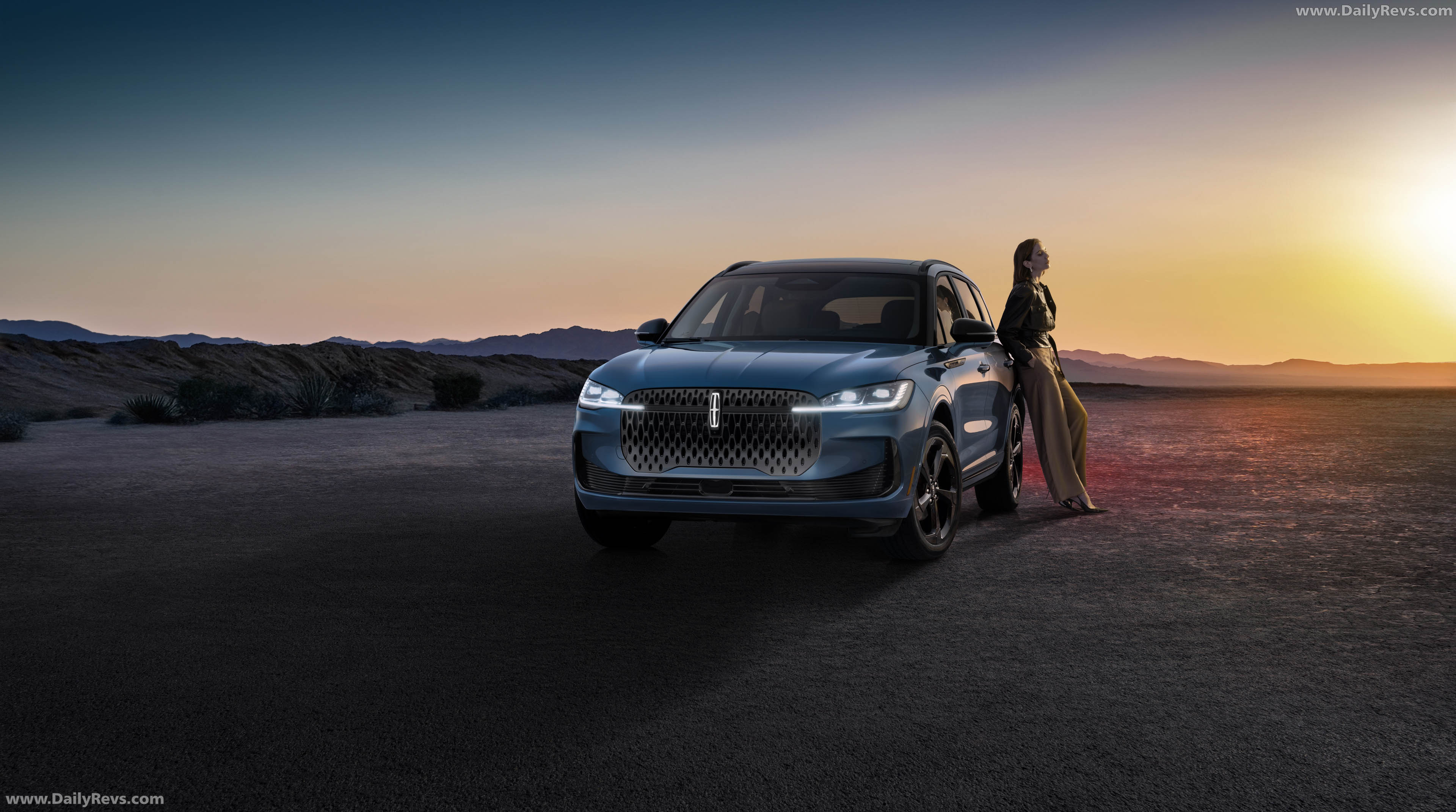 2027 Lincoln Corsair Hybrid Front View