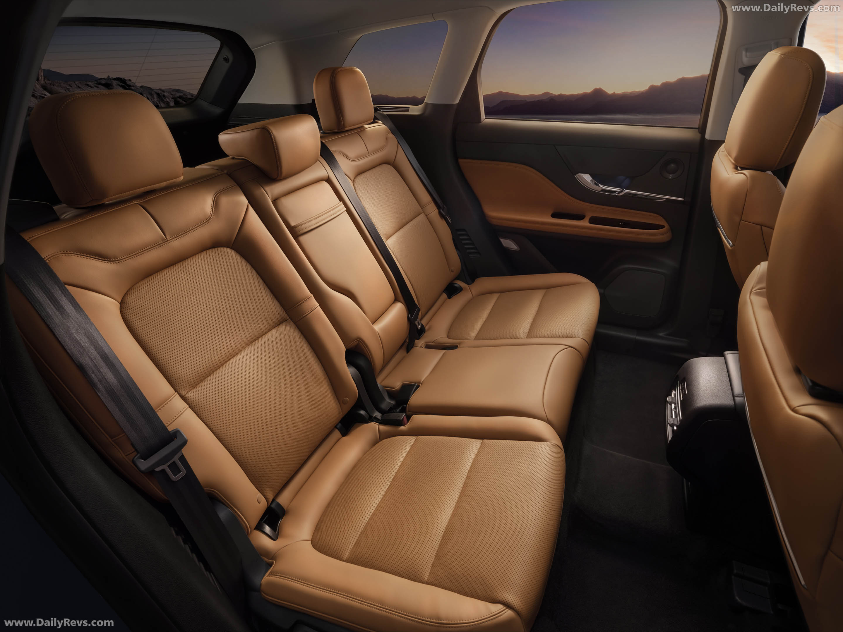 2027 Lincoln Corsair Hybrid Interior