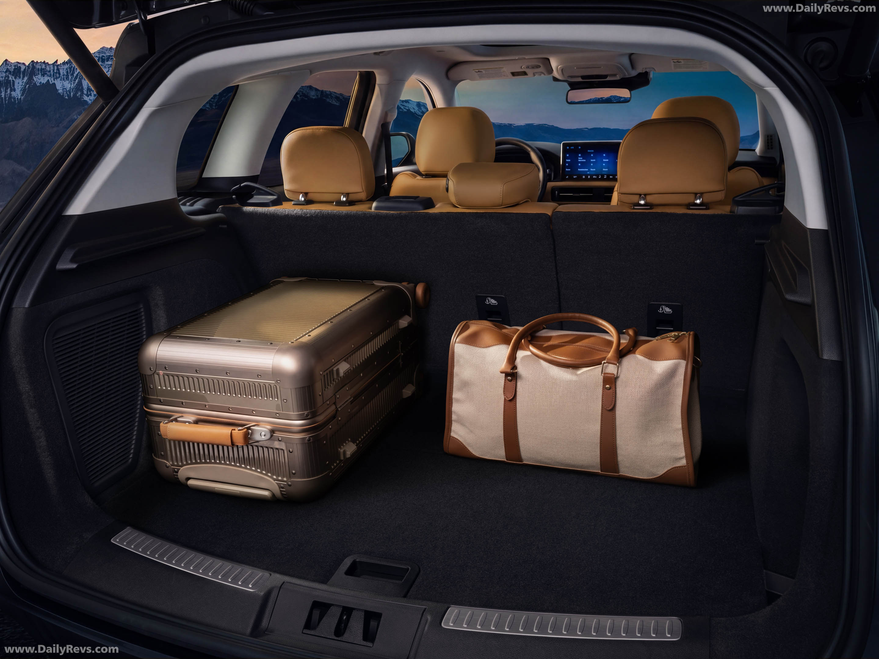 2027 Lincoln Corsair Hybrid Interior