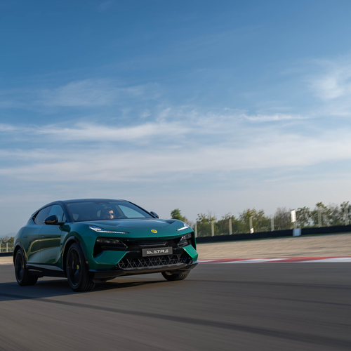 2026 Lotus Eletre 600 Sport SE Front View