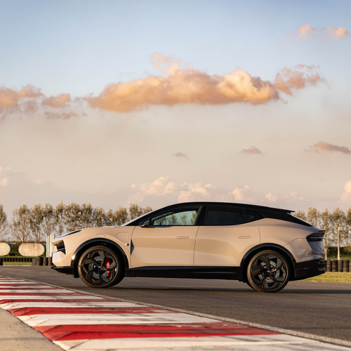 2026 Lotus Eletre 600 Sport SE Side View
