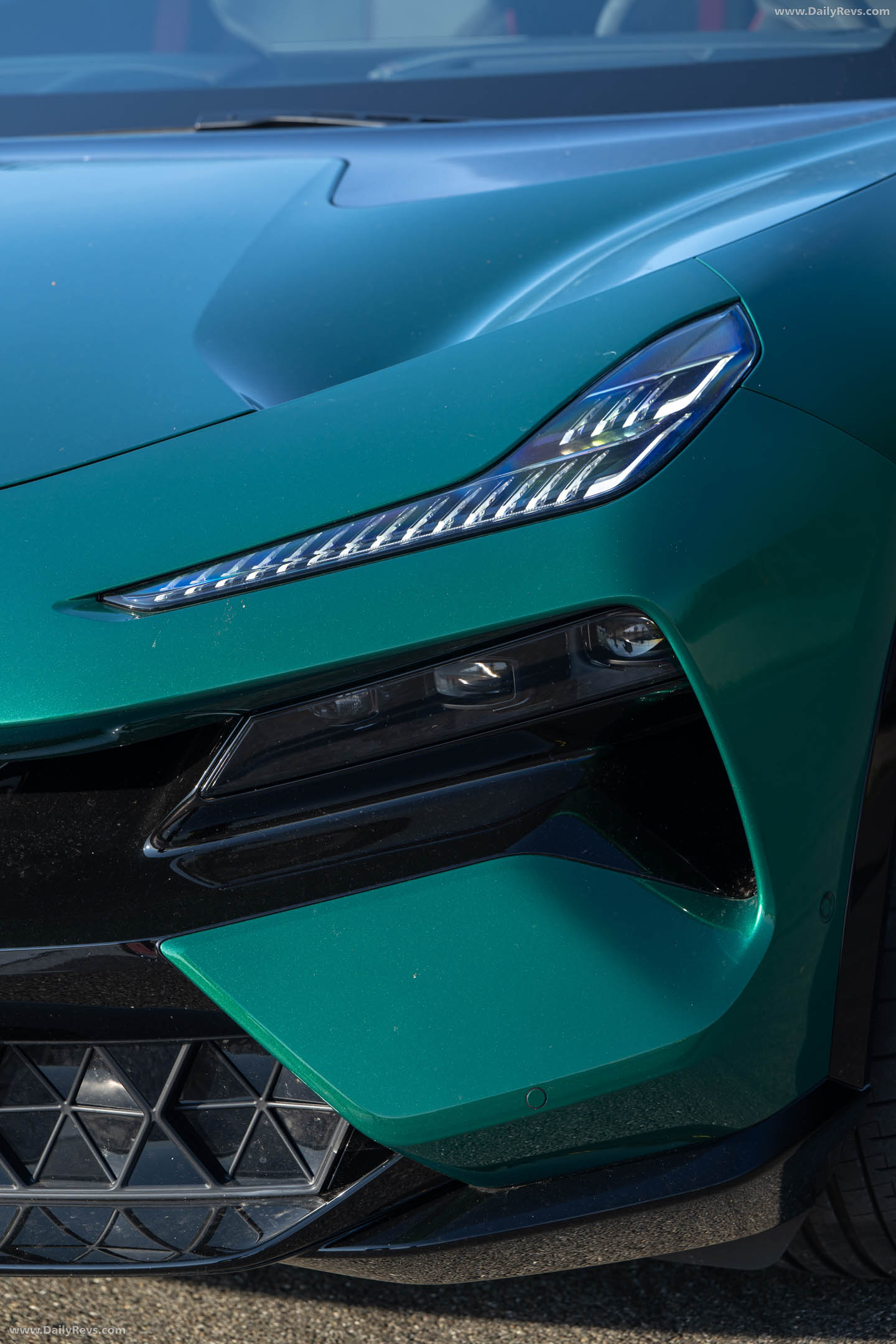 2026 Lotus Eletre 600 Sport SE Exterior