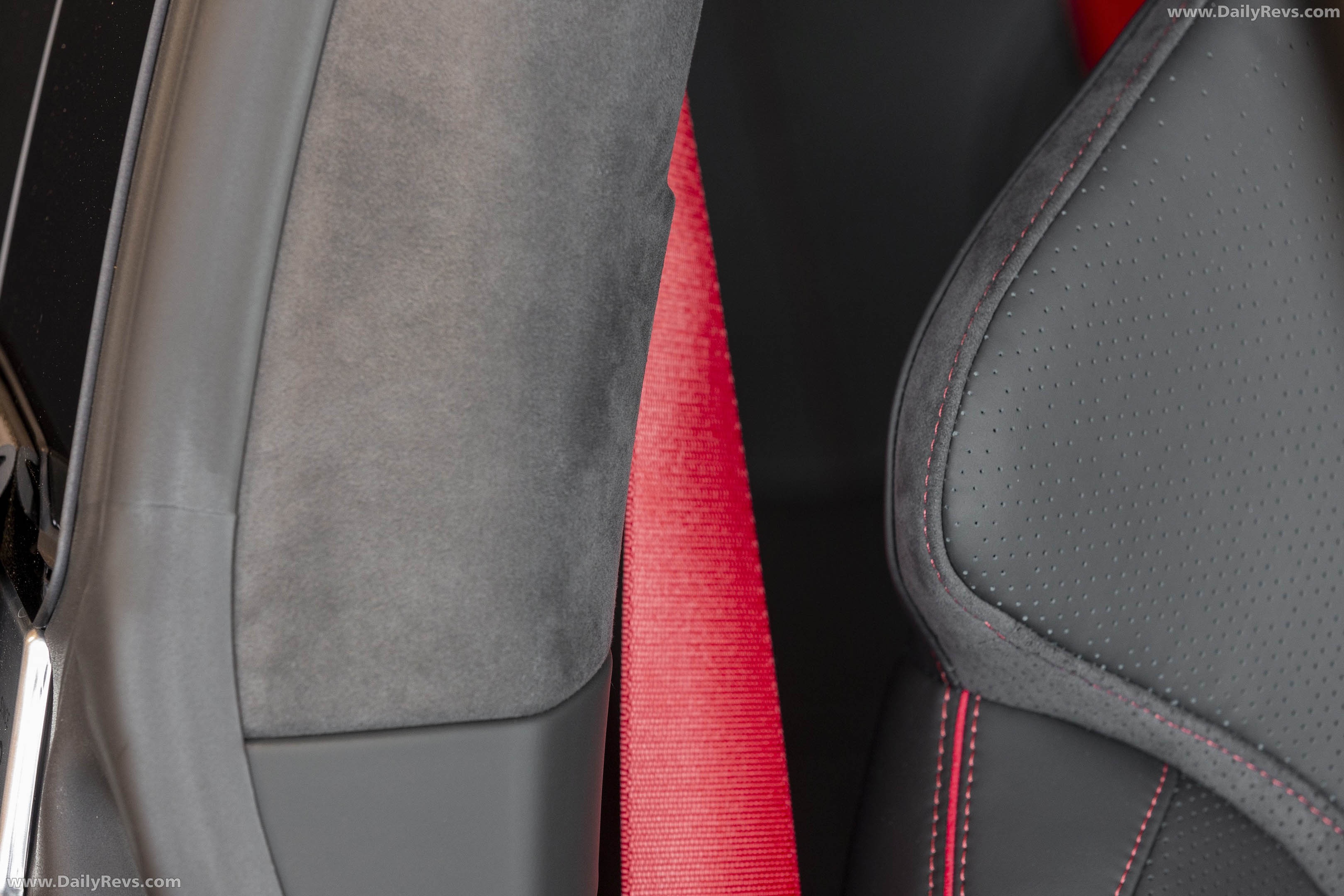 2026 Lotus Eletre 600 Sport SE Interior