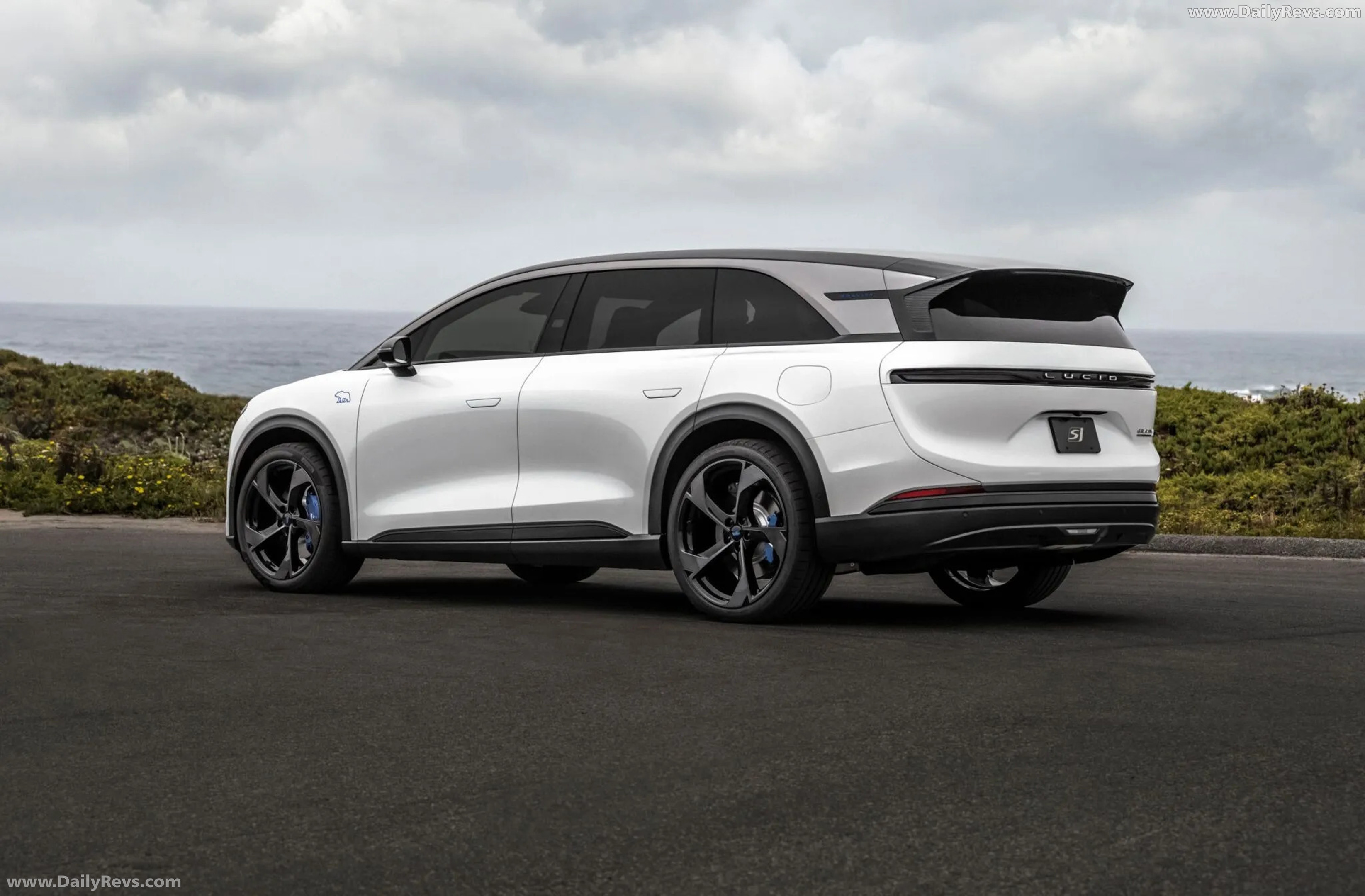2027 Lucid Gravity GT-S Rear View
