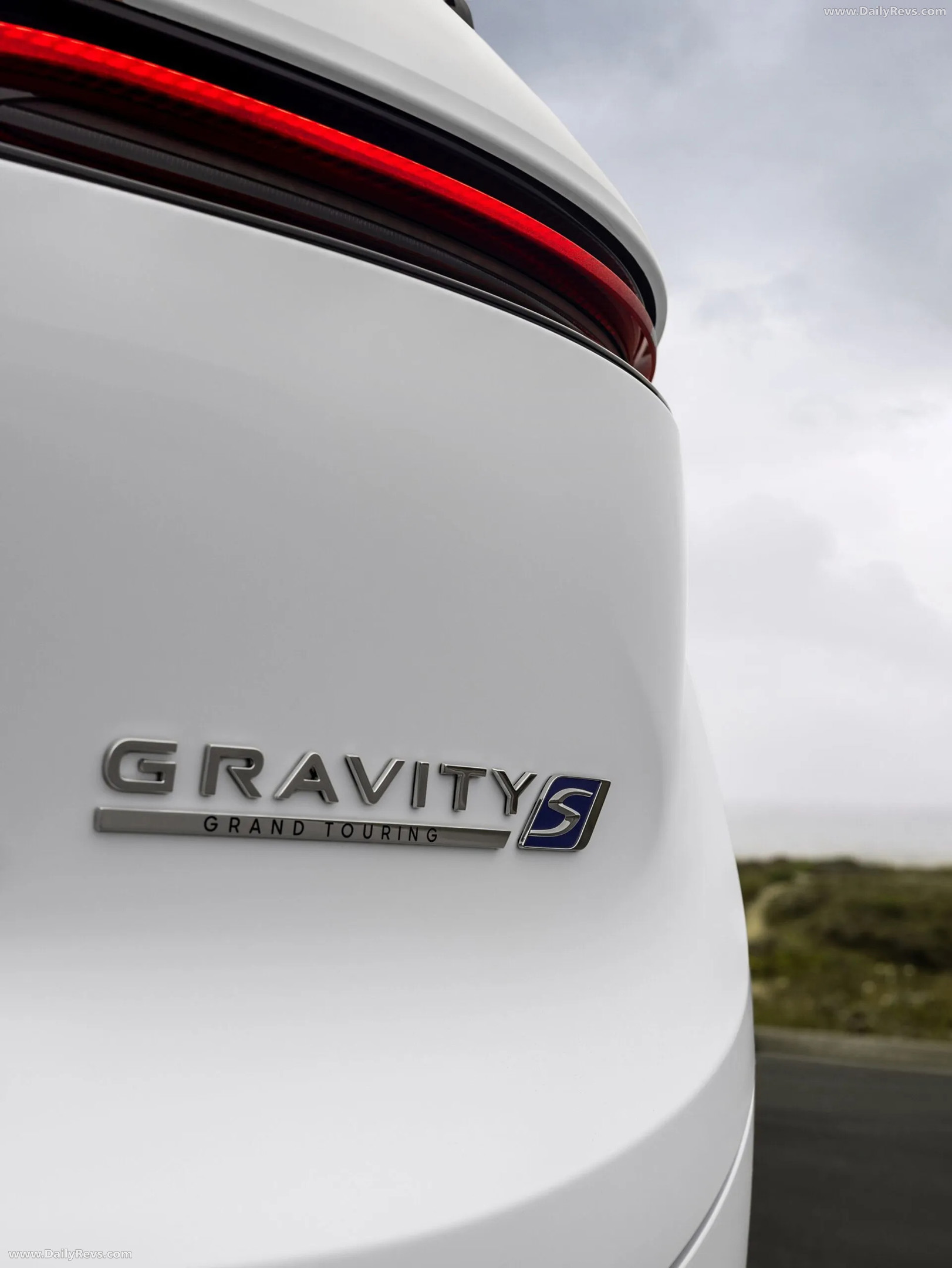 2027 Lucid Gravity GT-S Exterior