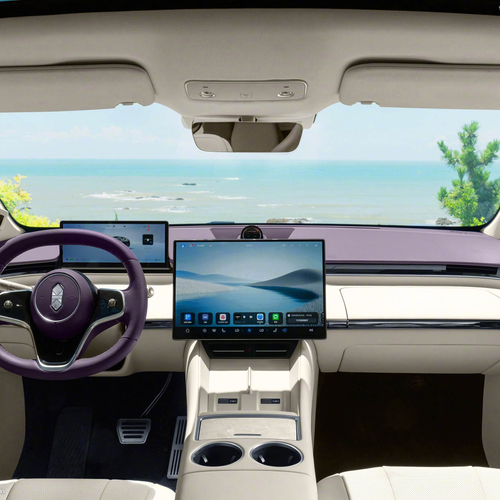 2026 Luxeed R7 Interior