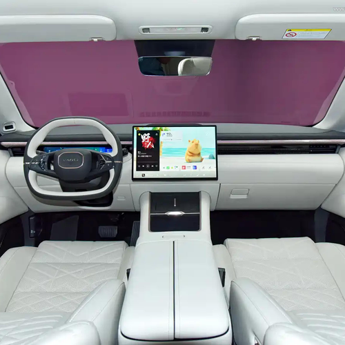 2026 Lynk Co 10 EMP Interior