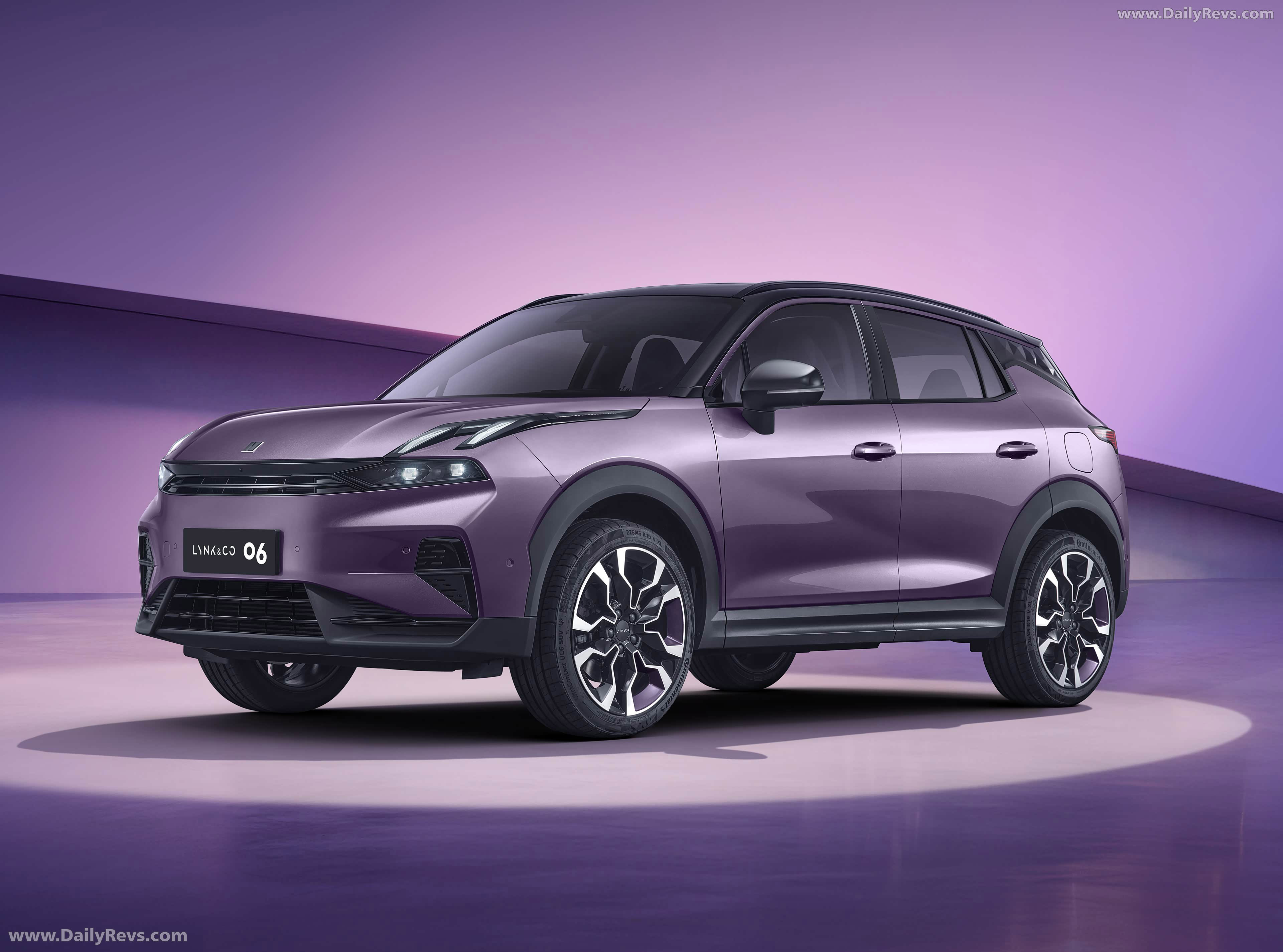 2026 Lynk Co 06 Relive Ultra Front View
