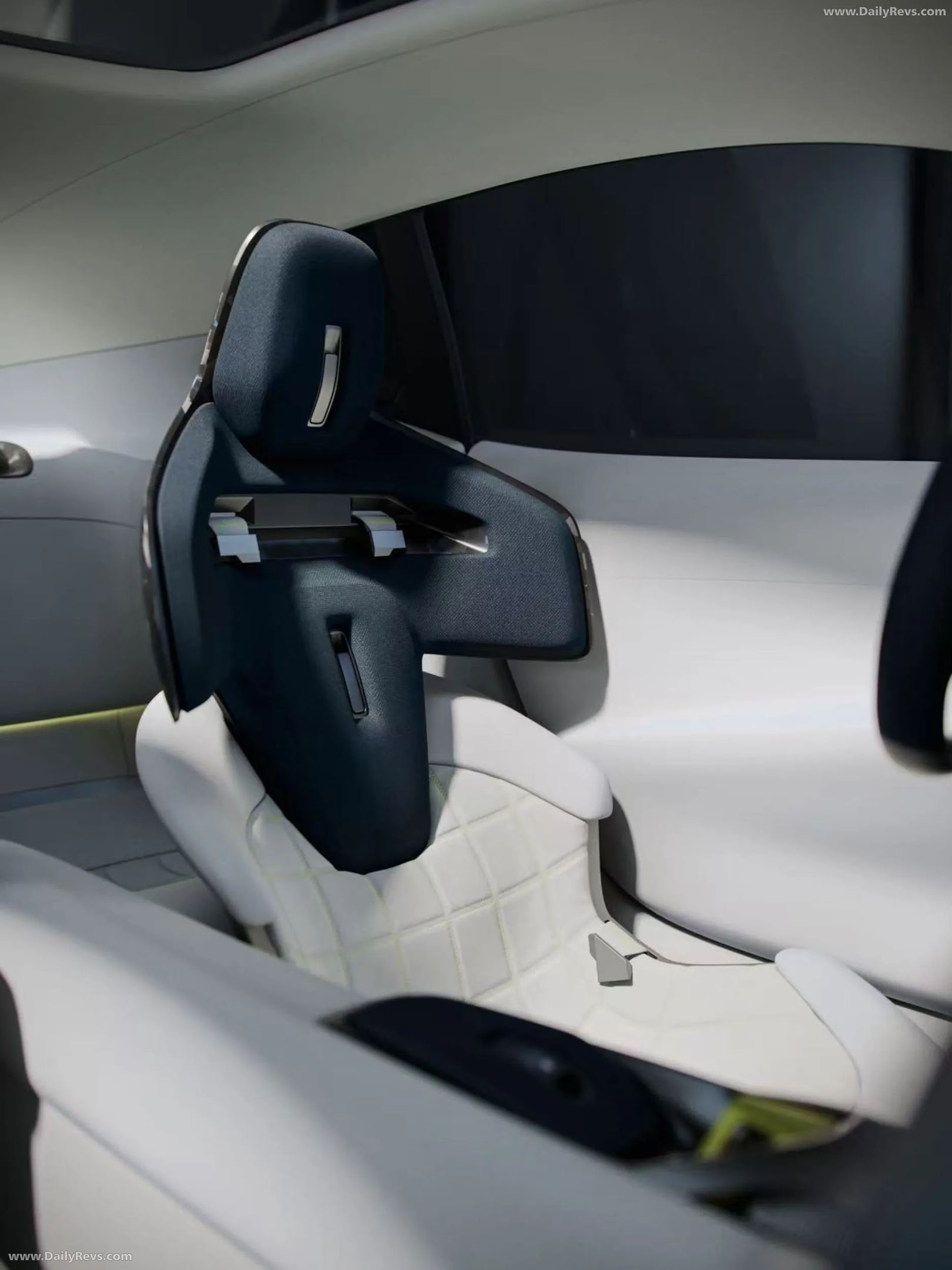 2026 Lynk Co GT Concept Interior