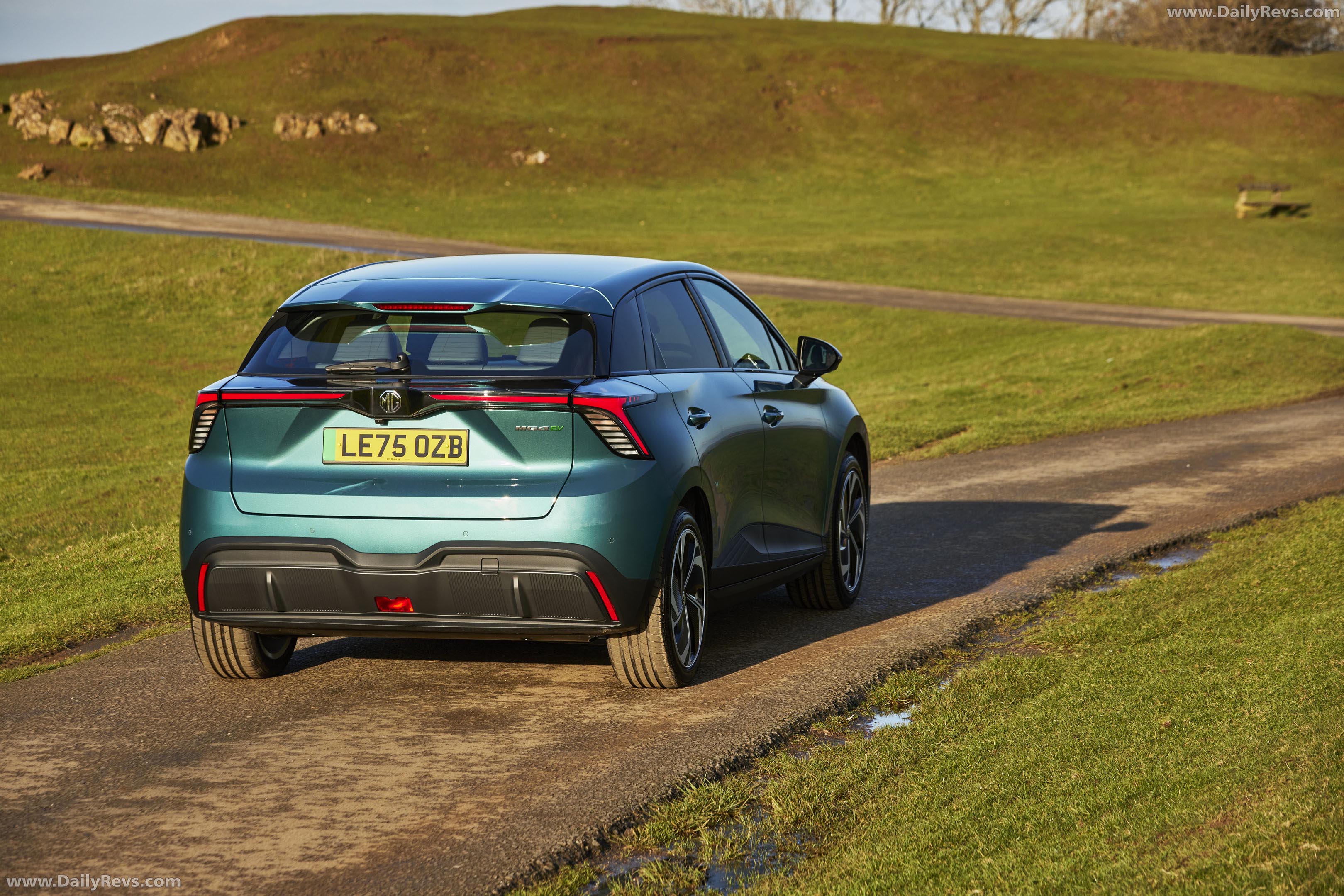 2026 MG 4 EV Urban Rear View
