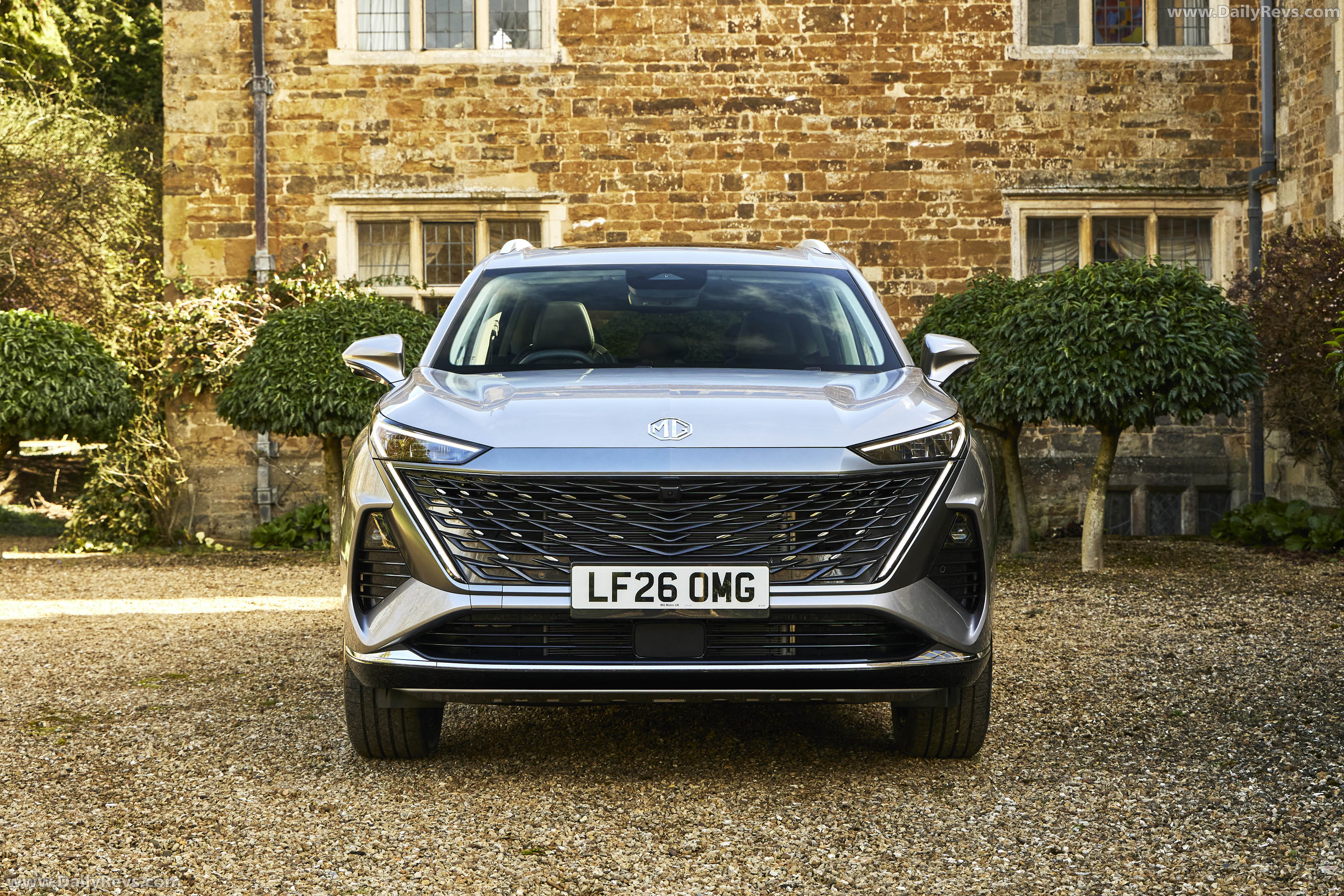 2026 MG S9 PHEV UK Version Front View