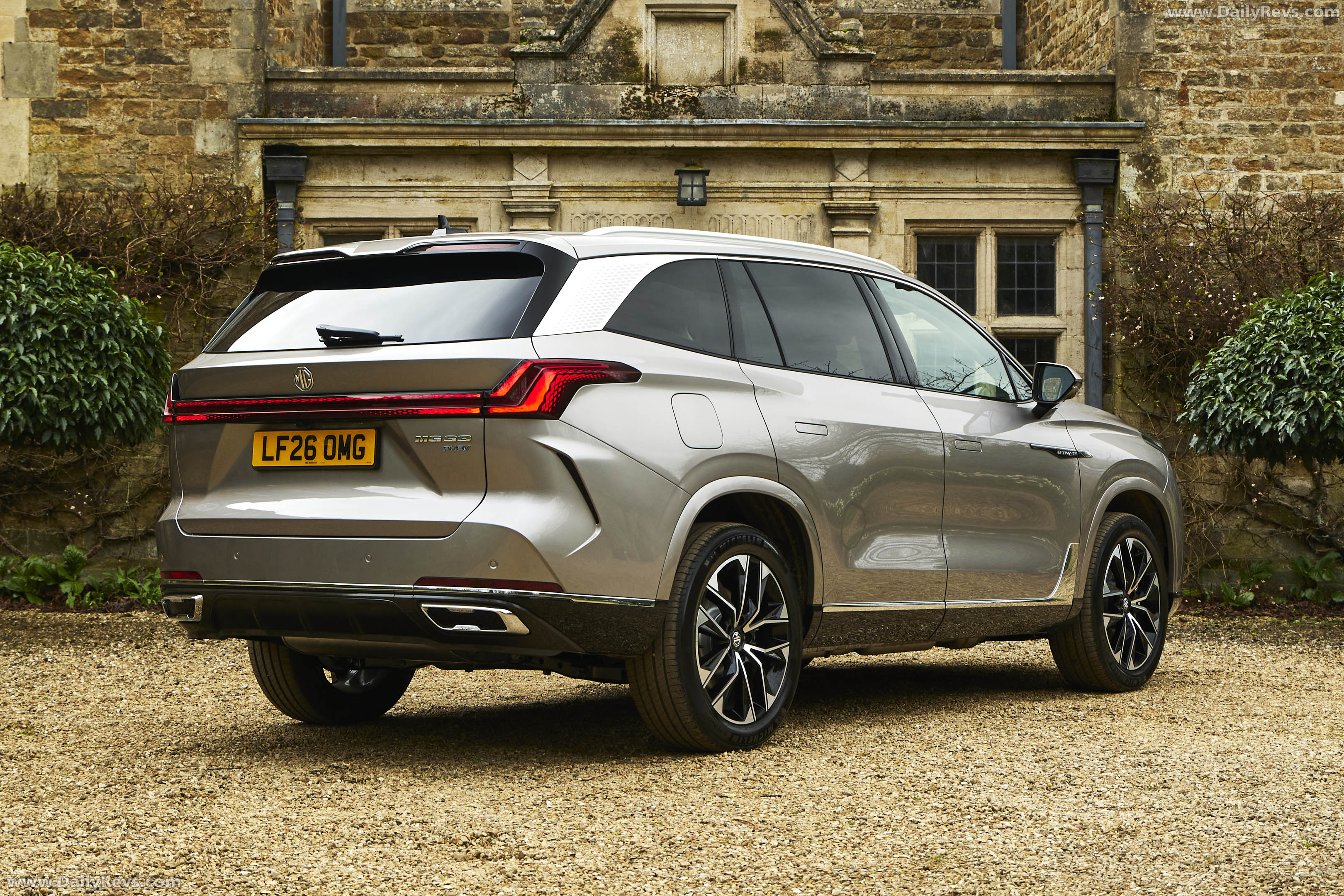 2026 MG S9 PHEV UK Version Rear View
