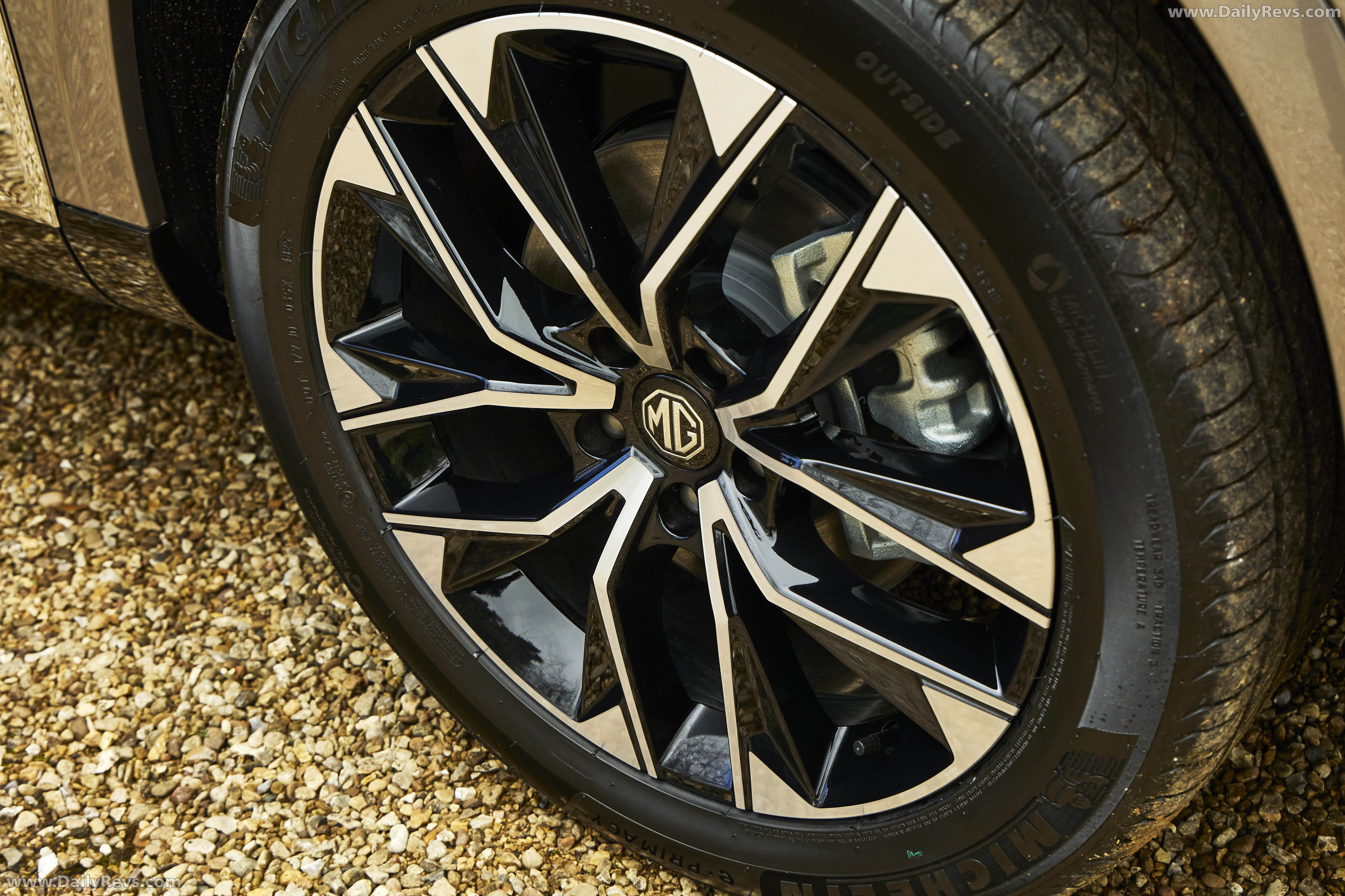 2026 MG S9 PHEV UK Version Exterior