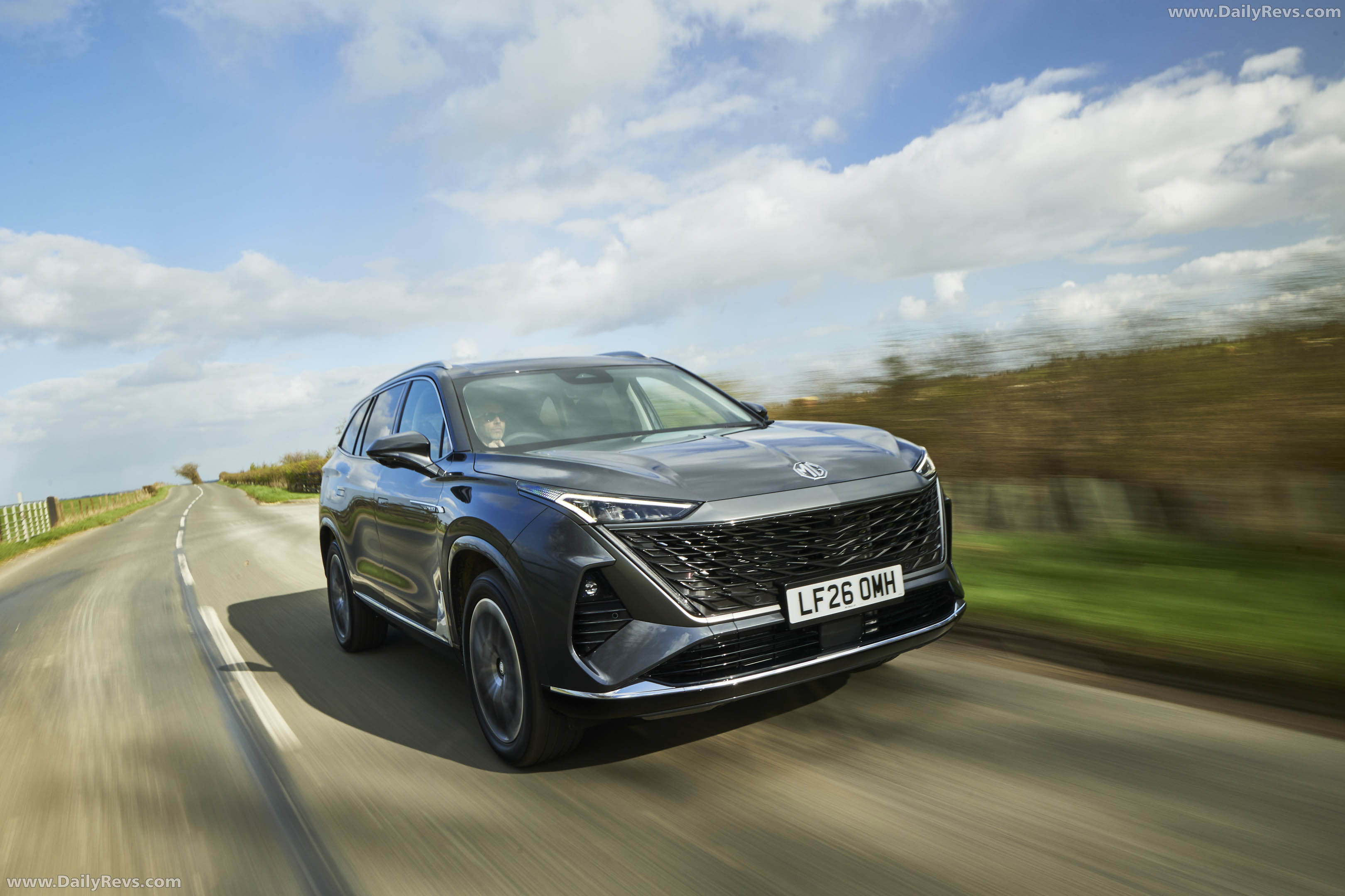 2026 S9 PHEV Camden Grey Front View
