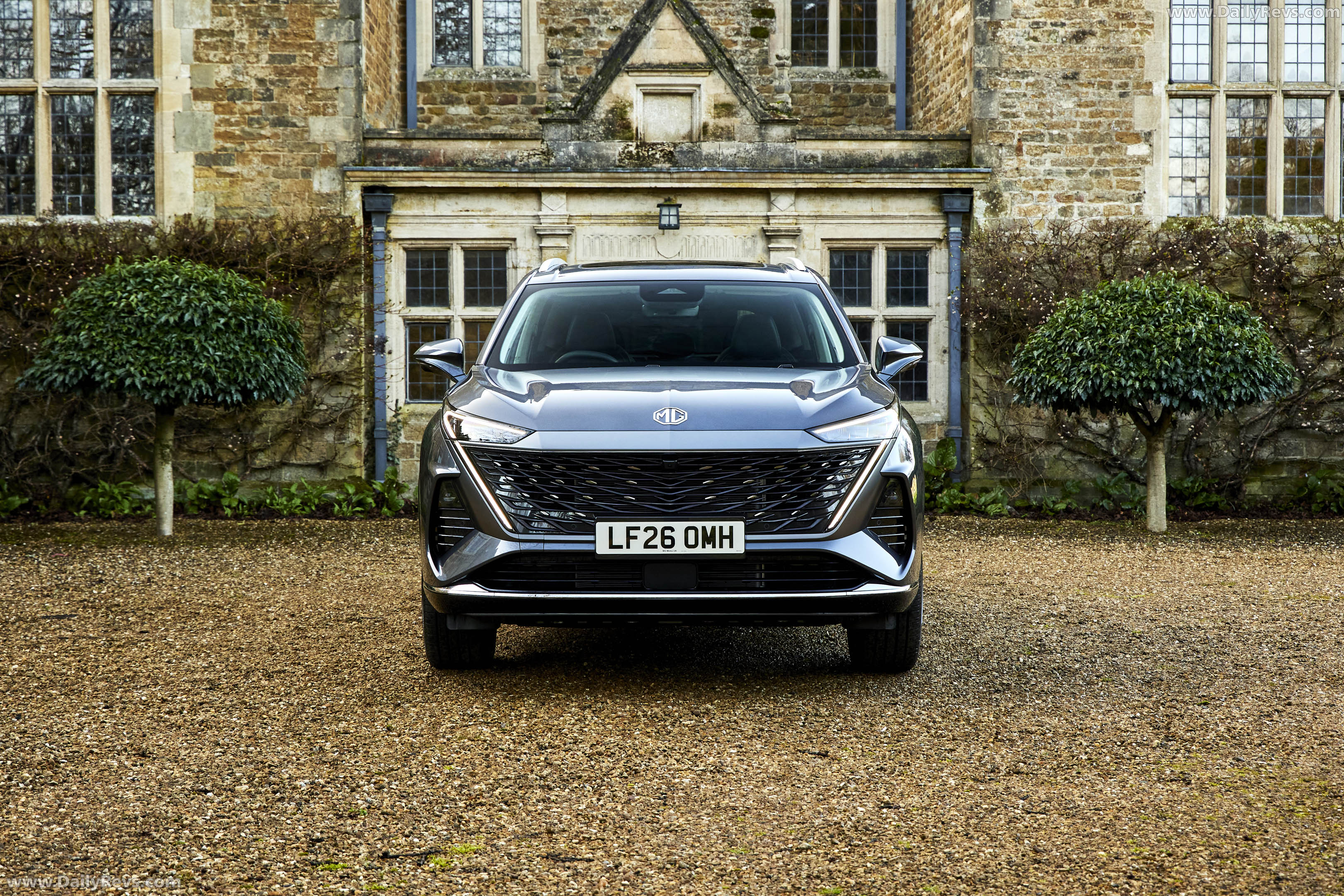 2026 S9 PHEV Camden Grey Front View