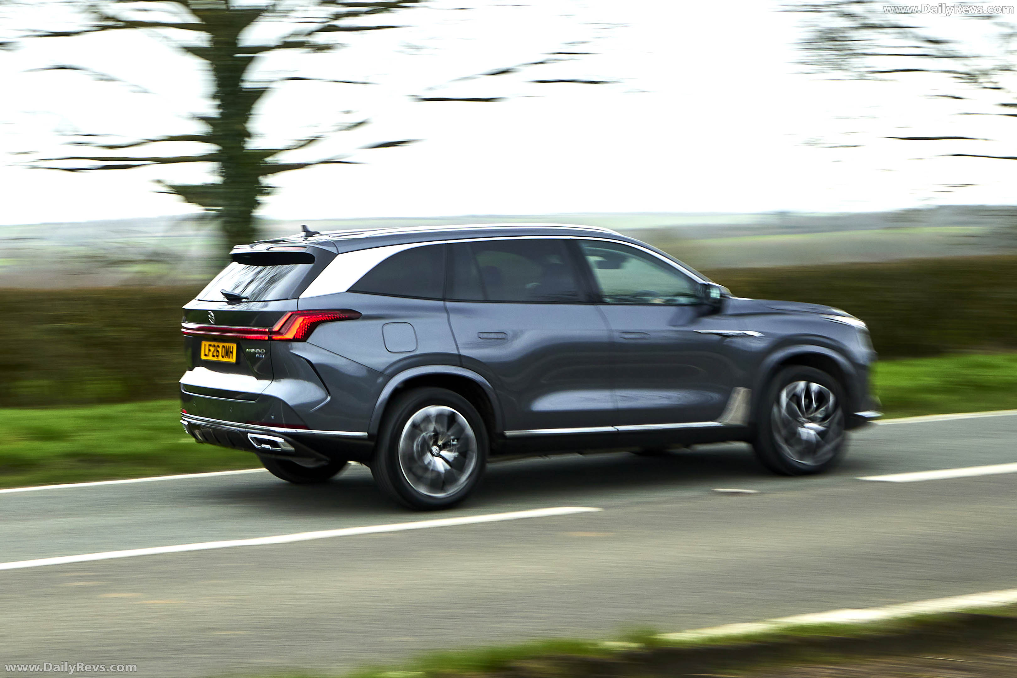 2026 S9 PHEV Camden Grey Side View