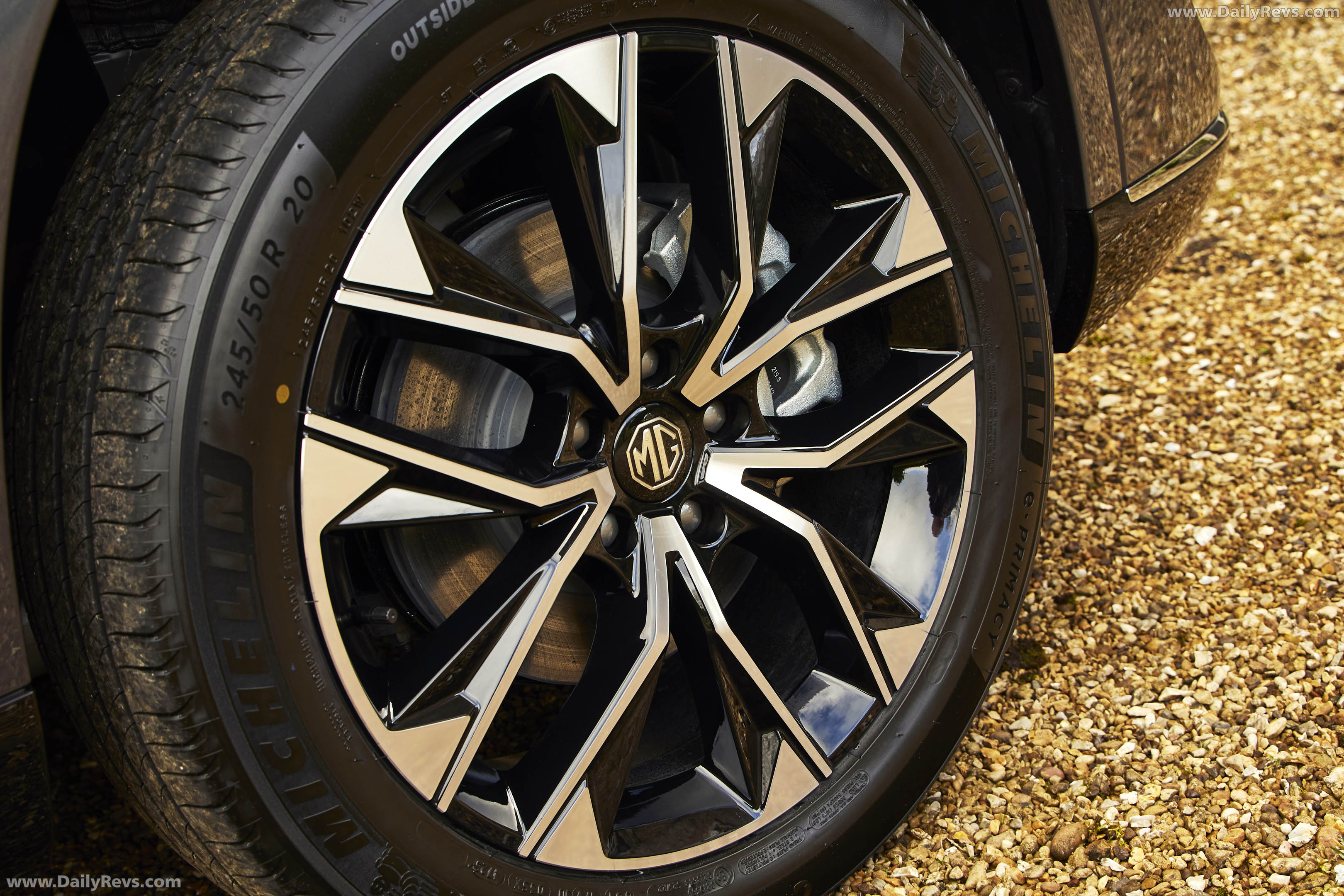 2026 S9 PHEV Camden Grey Exterior
