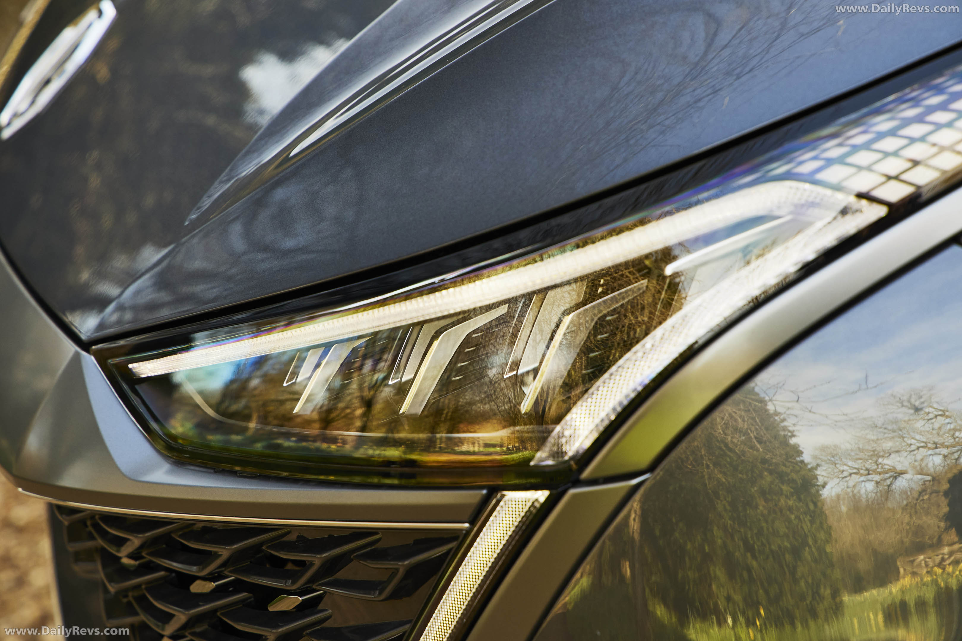 2026 S9 PHEV Camden Grey Exterior