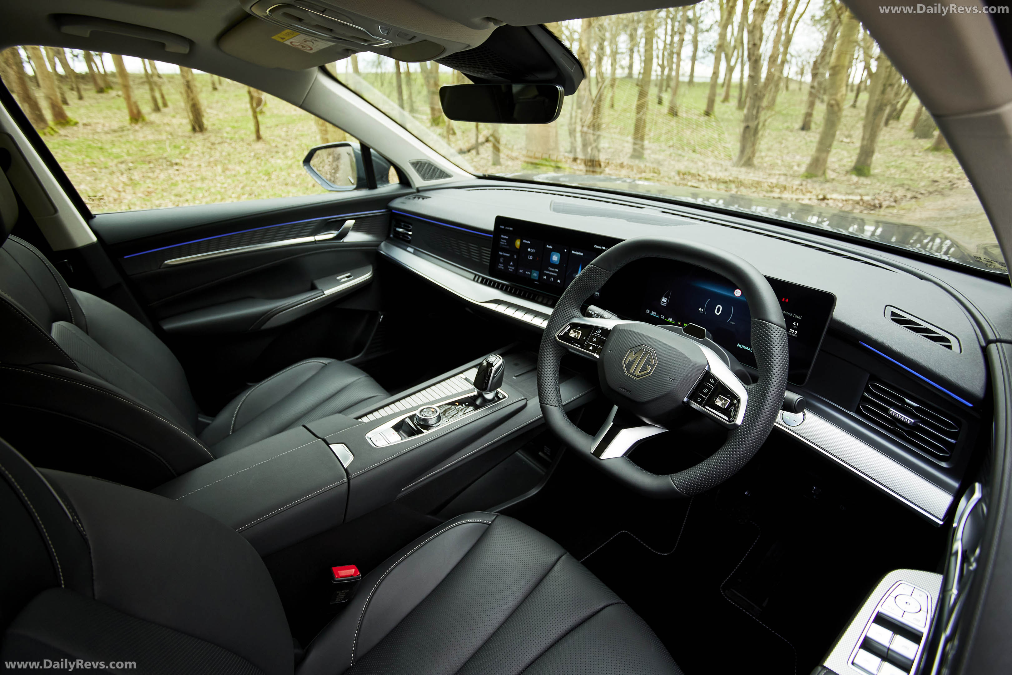 2026 S9 PHEV Camden Grey Interior