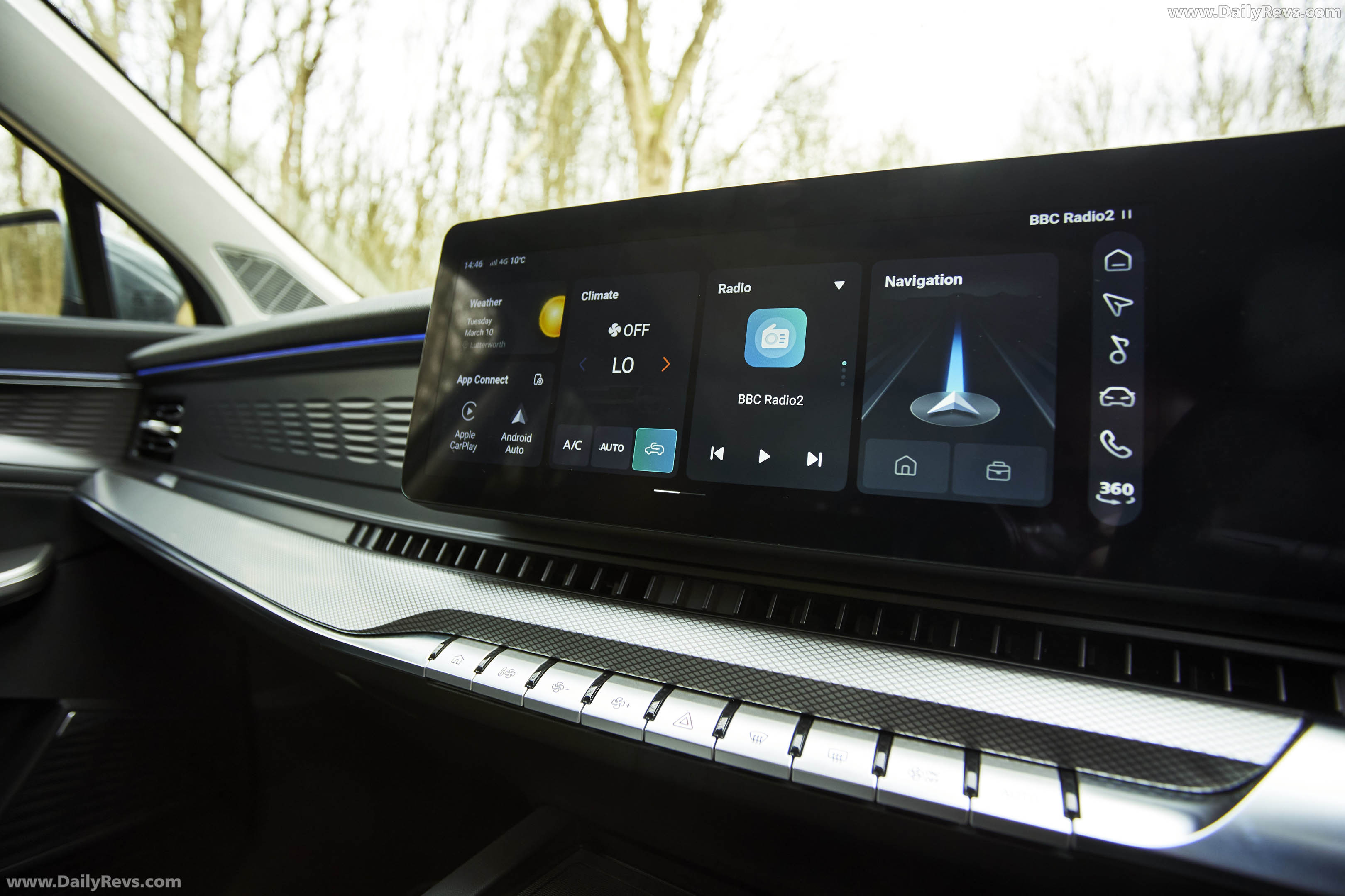 2026 S9 PHEV Camden Grey Interior