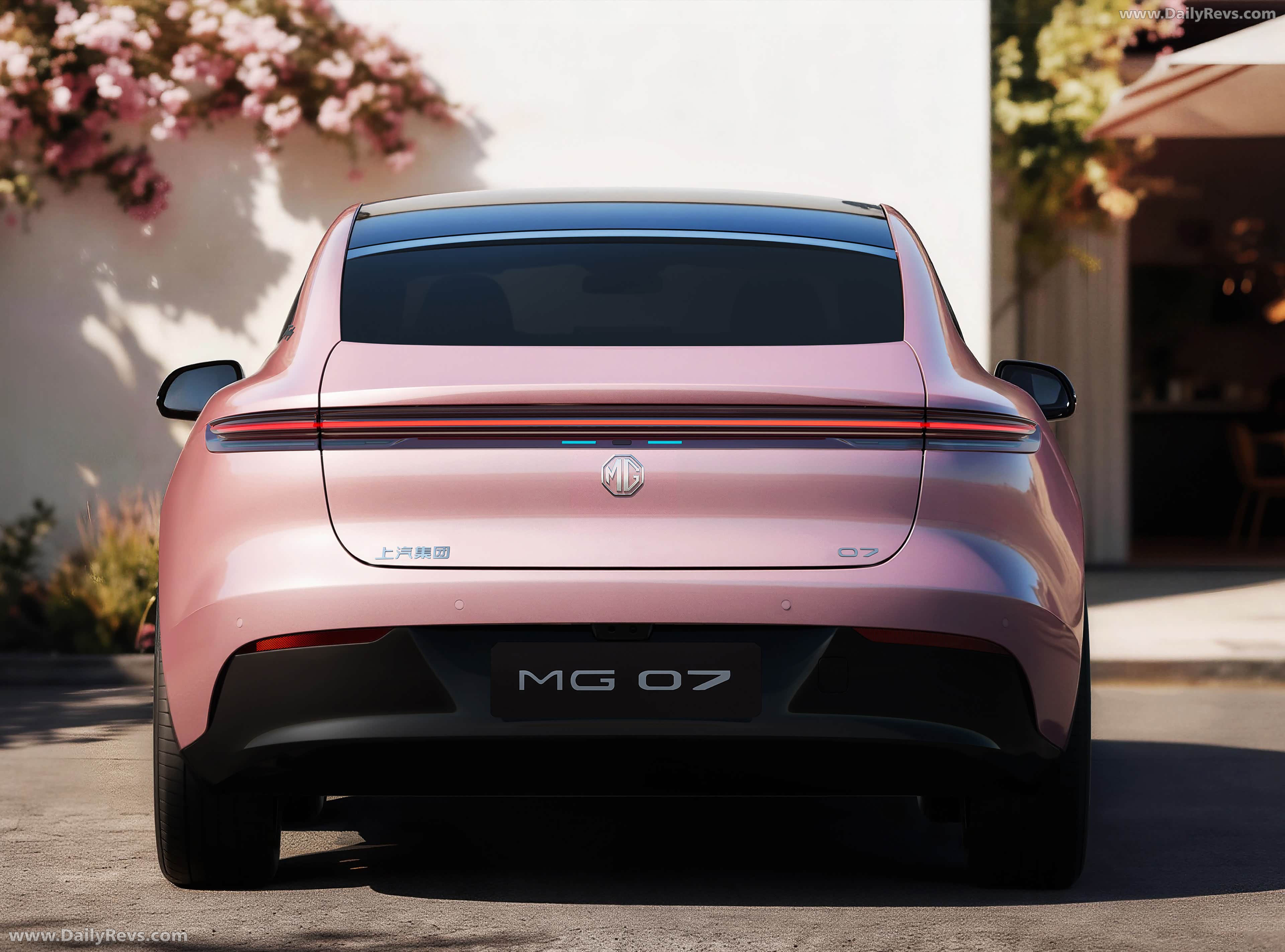 2027 MG 07 Rear View