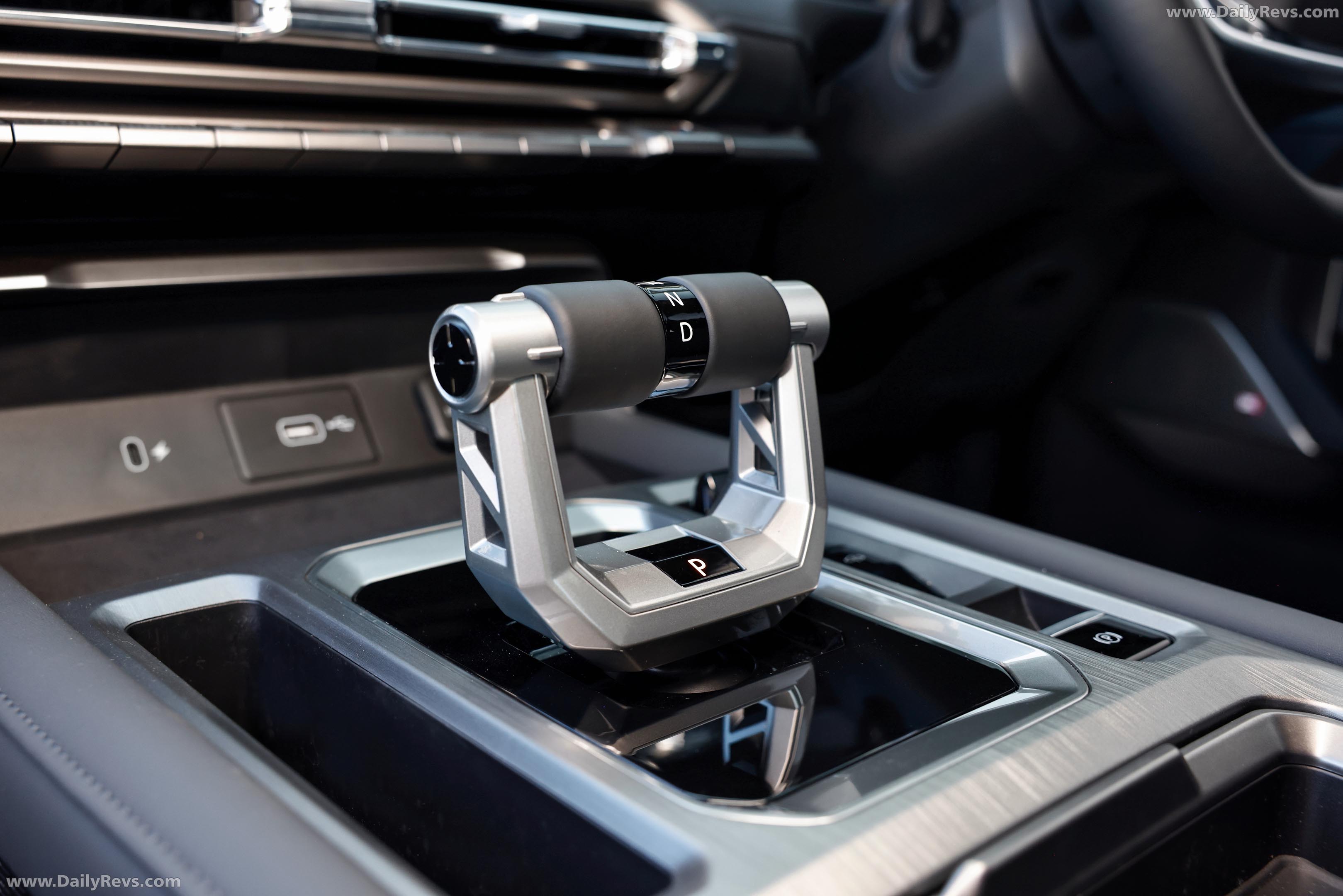 2026 MG U9 EV Interior