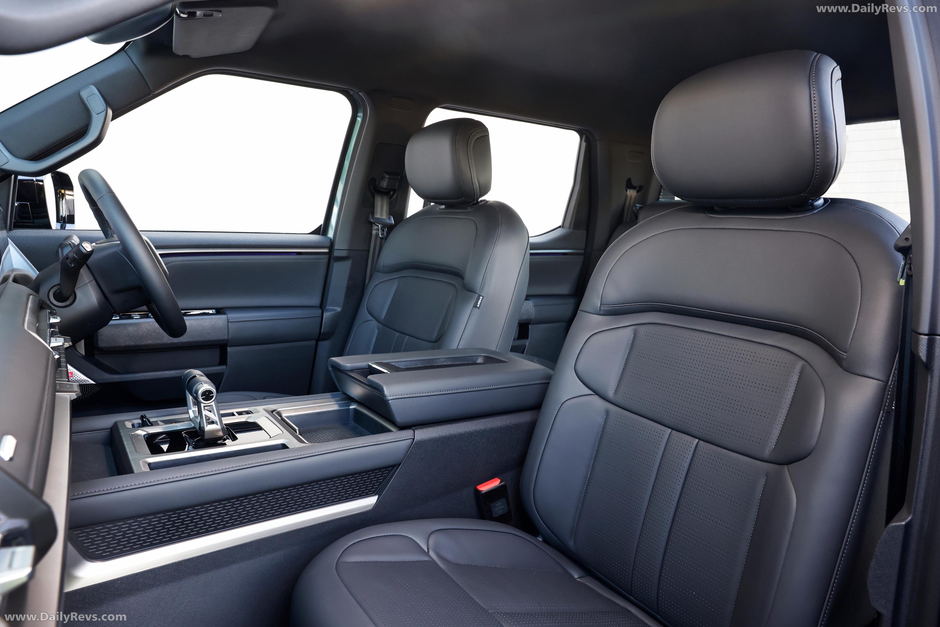 2026 MG U9 EV Interior