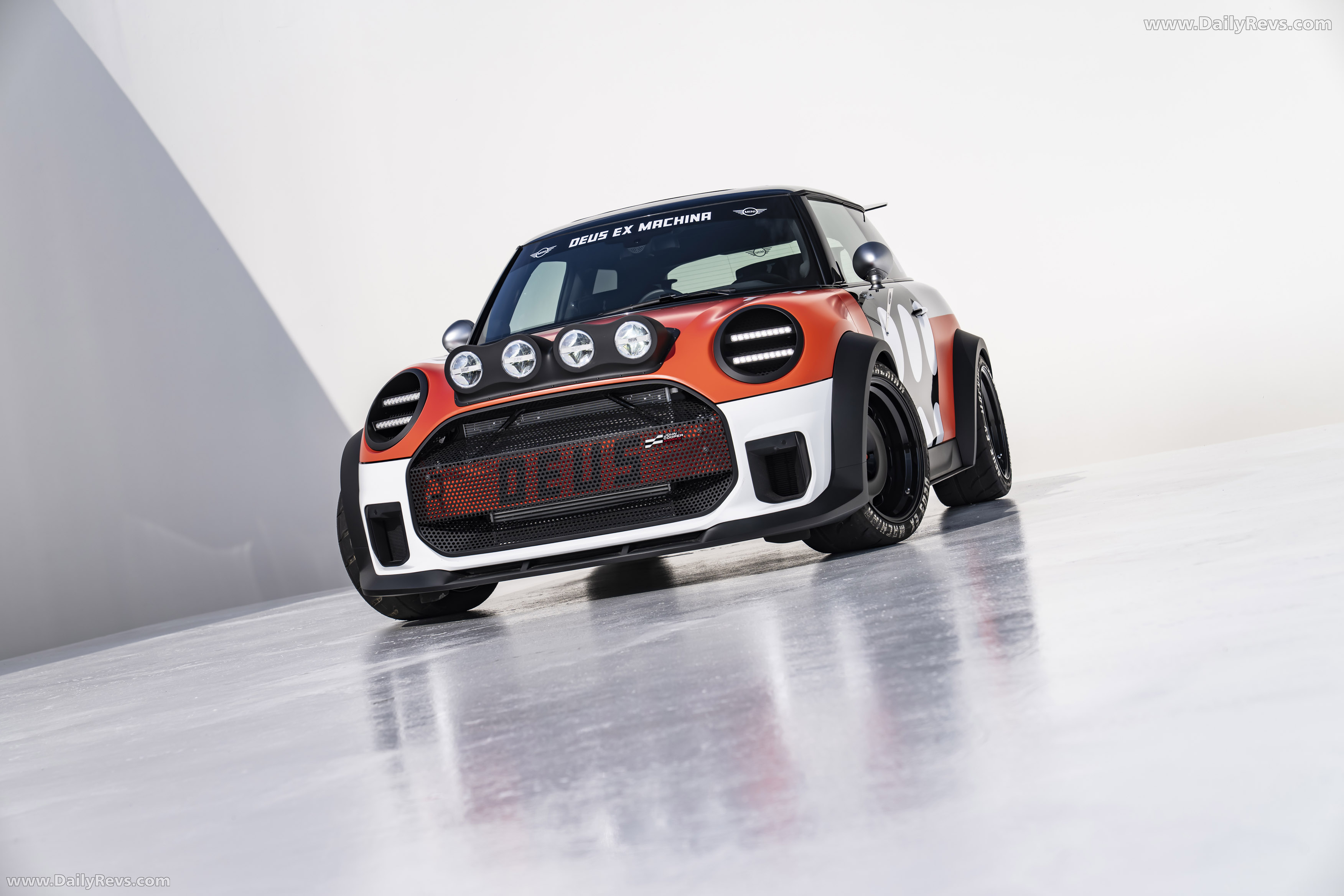 2025 MINI JCW The Machina Concept Front View
