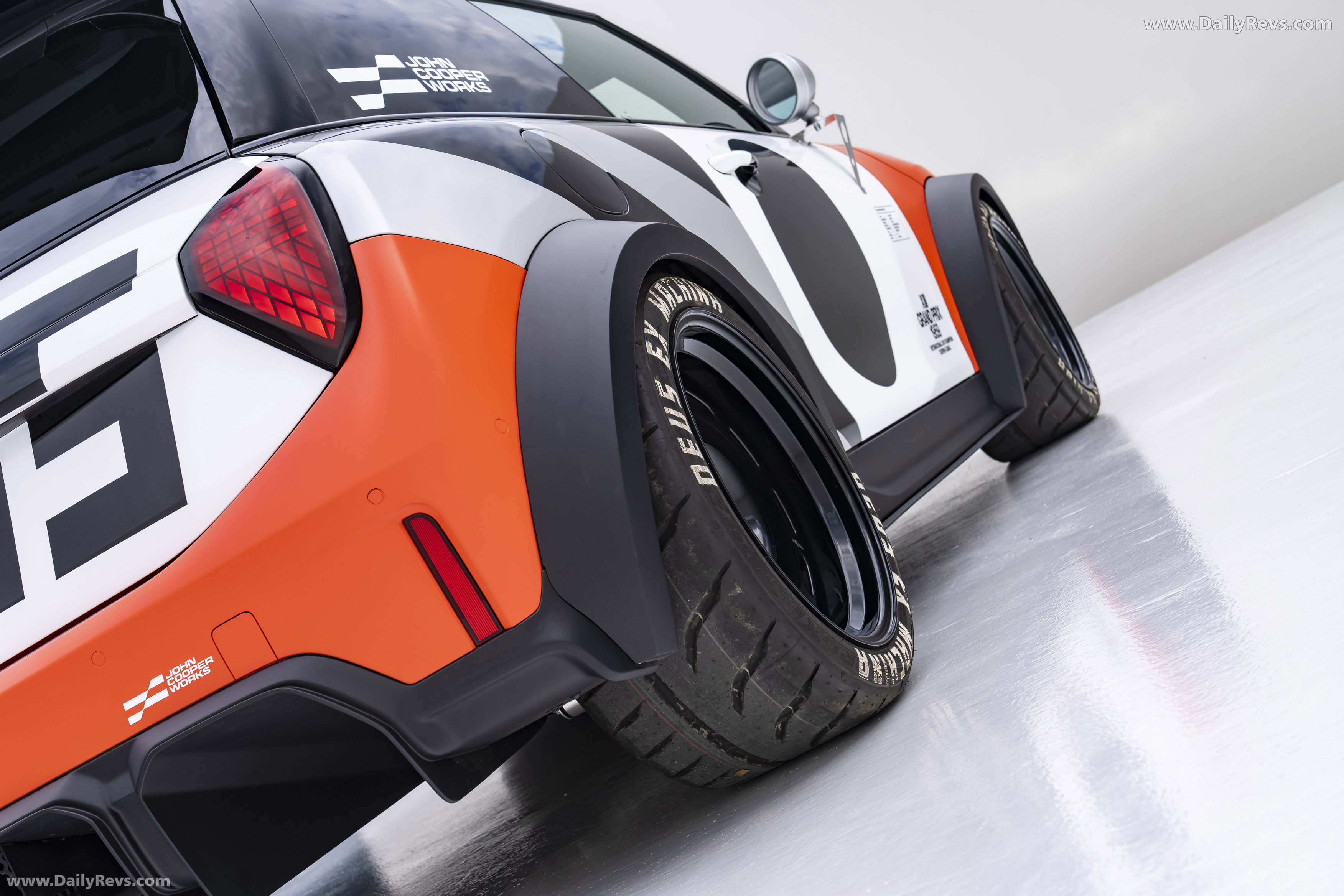 2025 MINI JCW The Machina Concept Exterior