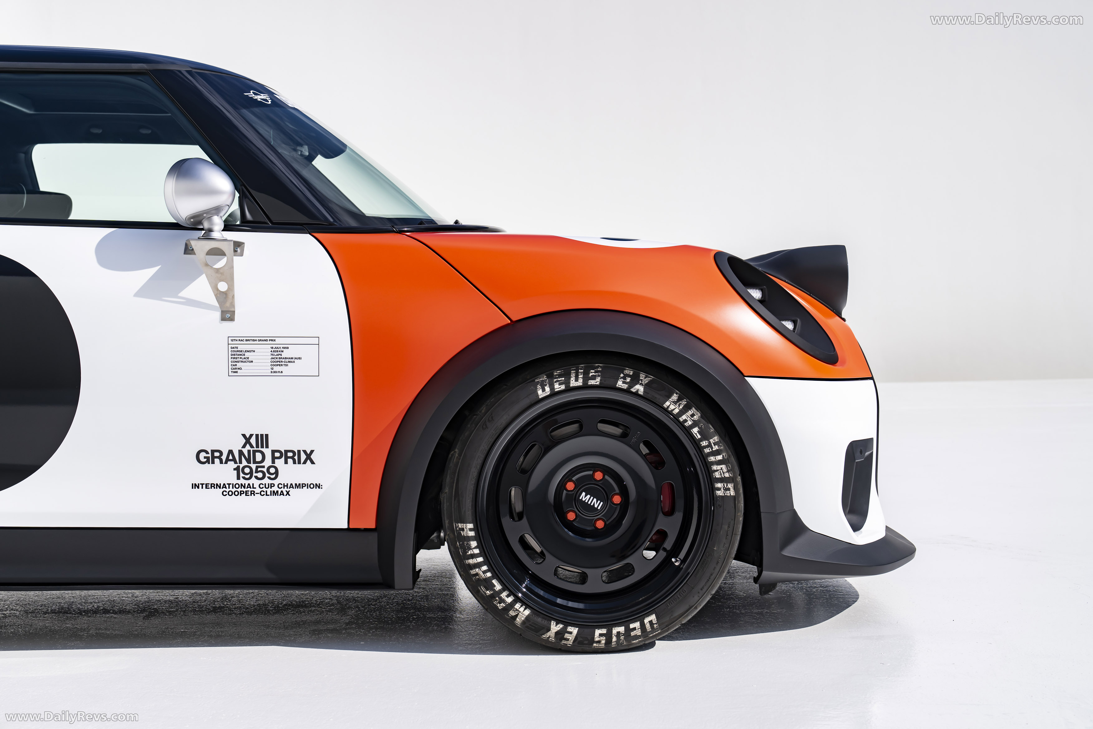 2025 MINI JCW The Machina Concept Exterior