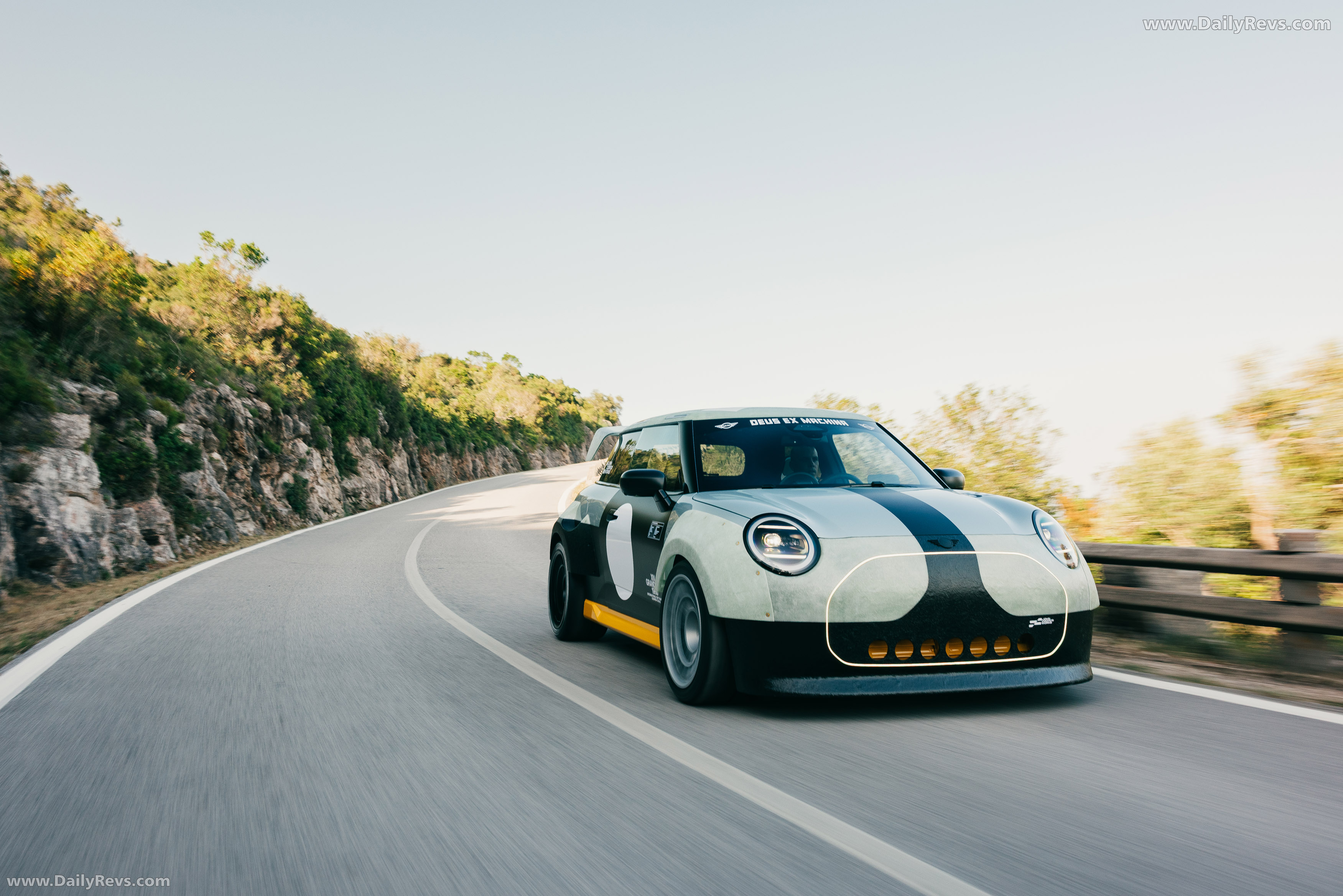 2025 MINI JCW The Skeg Concept Front View