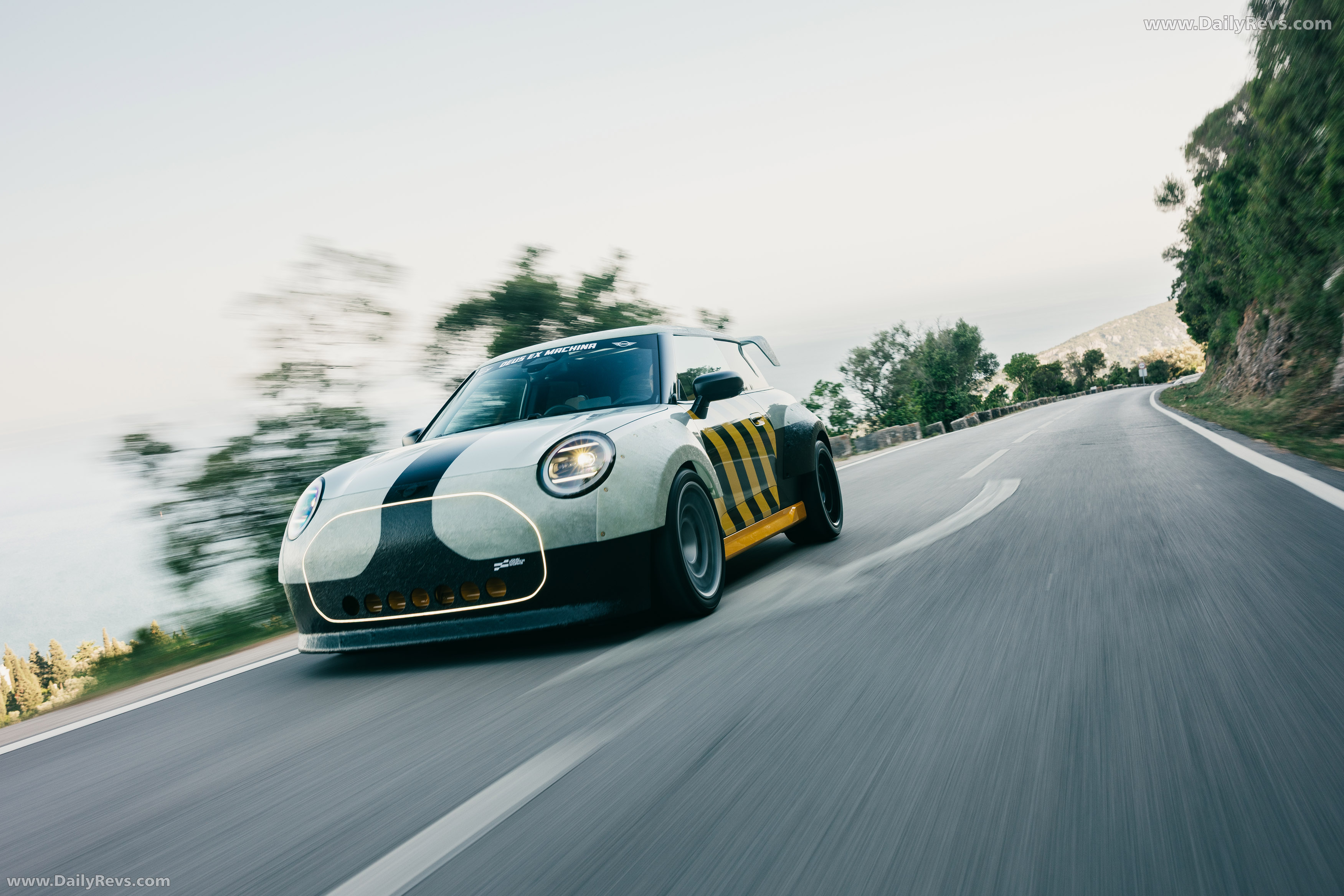 2025 MINI JCW The Skeg Concept Front View