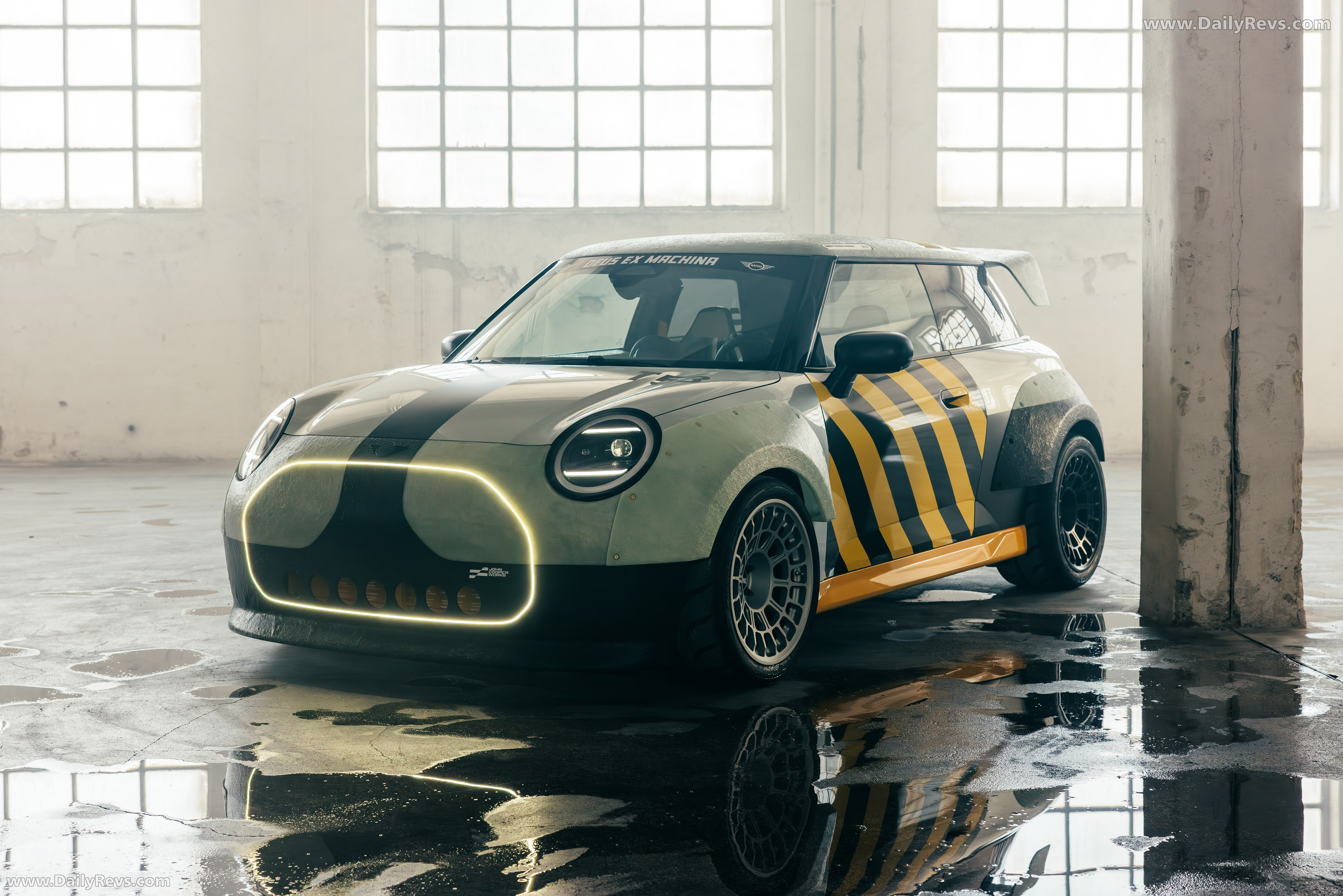 2025 MINI JCW The Skeg Concept Front View